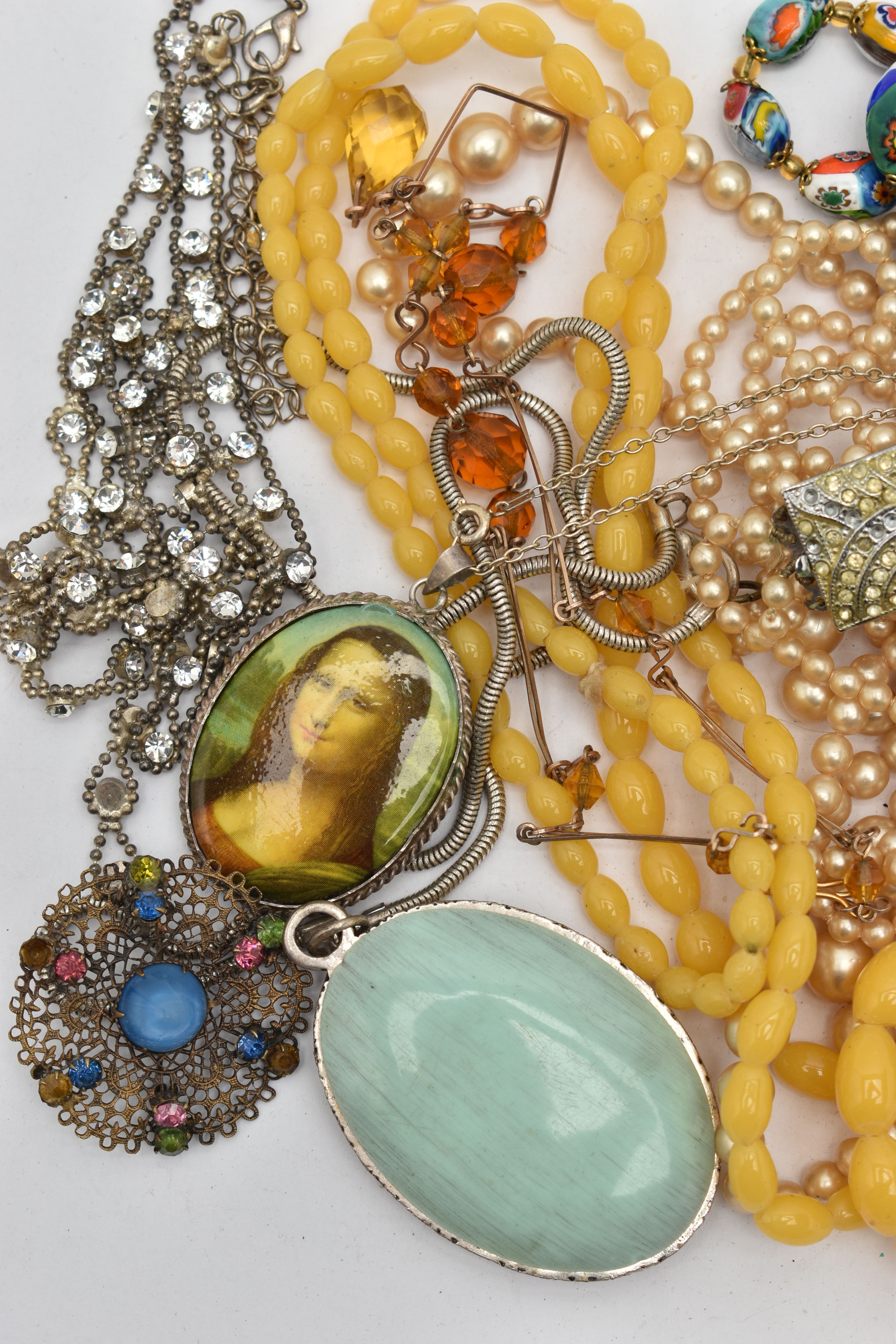 A BAG OF ASSORTED COSTUME JEWELLERY, to include a glass millefiori bead necklace, graduated oval - Image 2 of 4