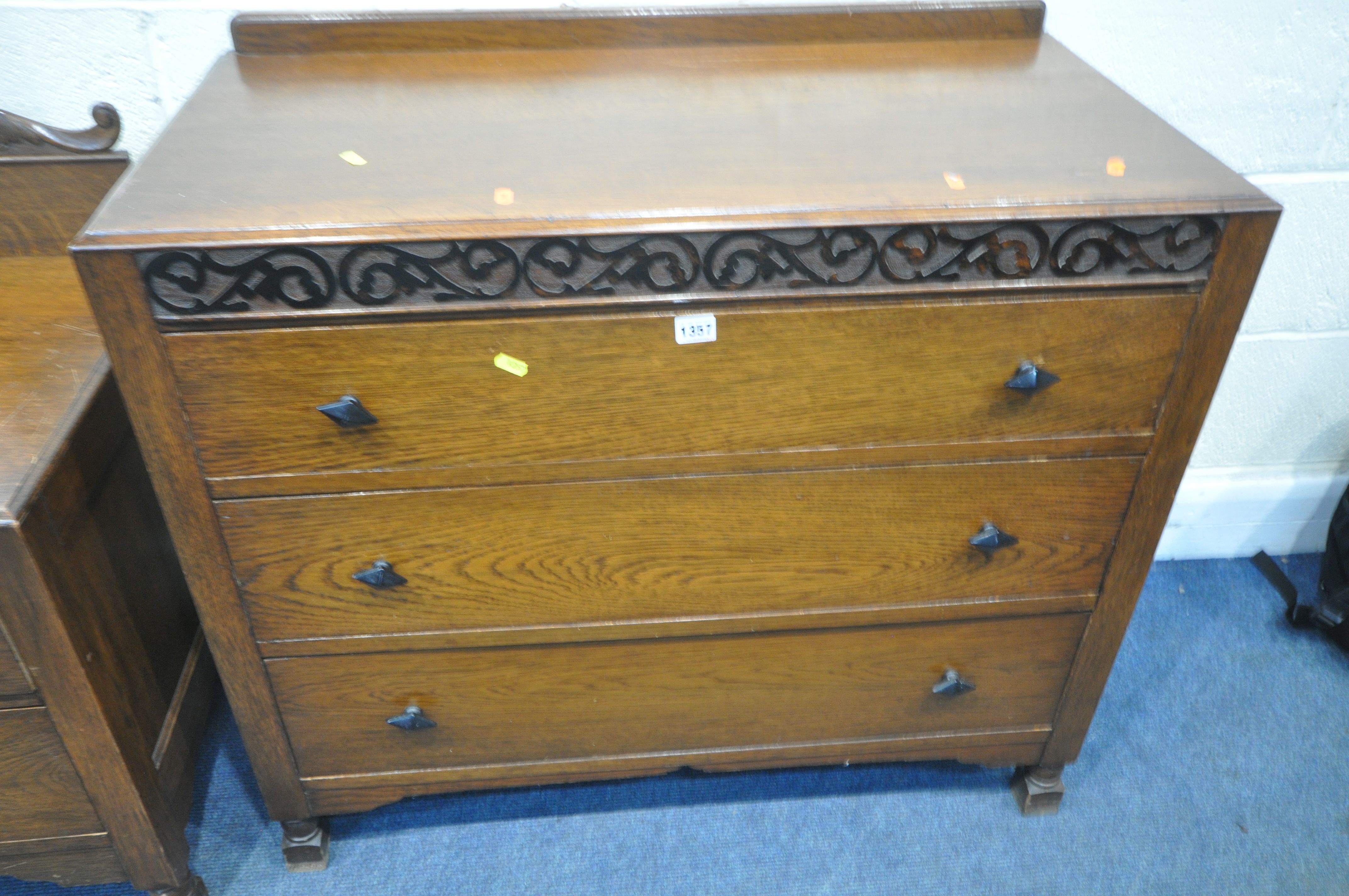 AN EARLY 20TH CENTURY OAK CHEST OF THREE LONG DRAWERS, width 91cm x depth 47cm x height 83cm, - Image 4 of 4