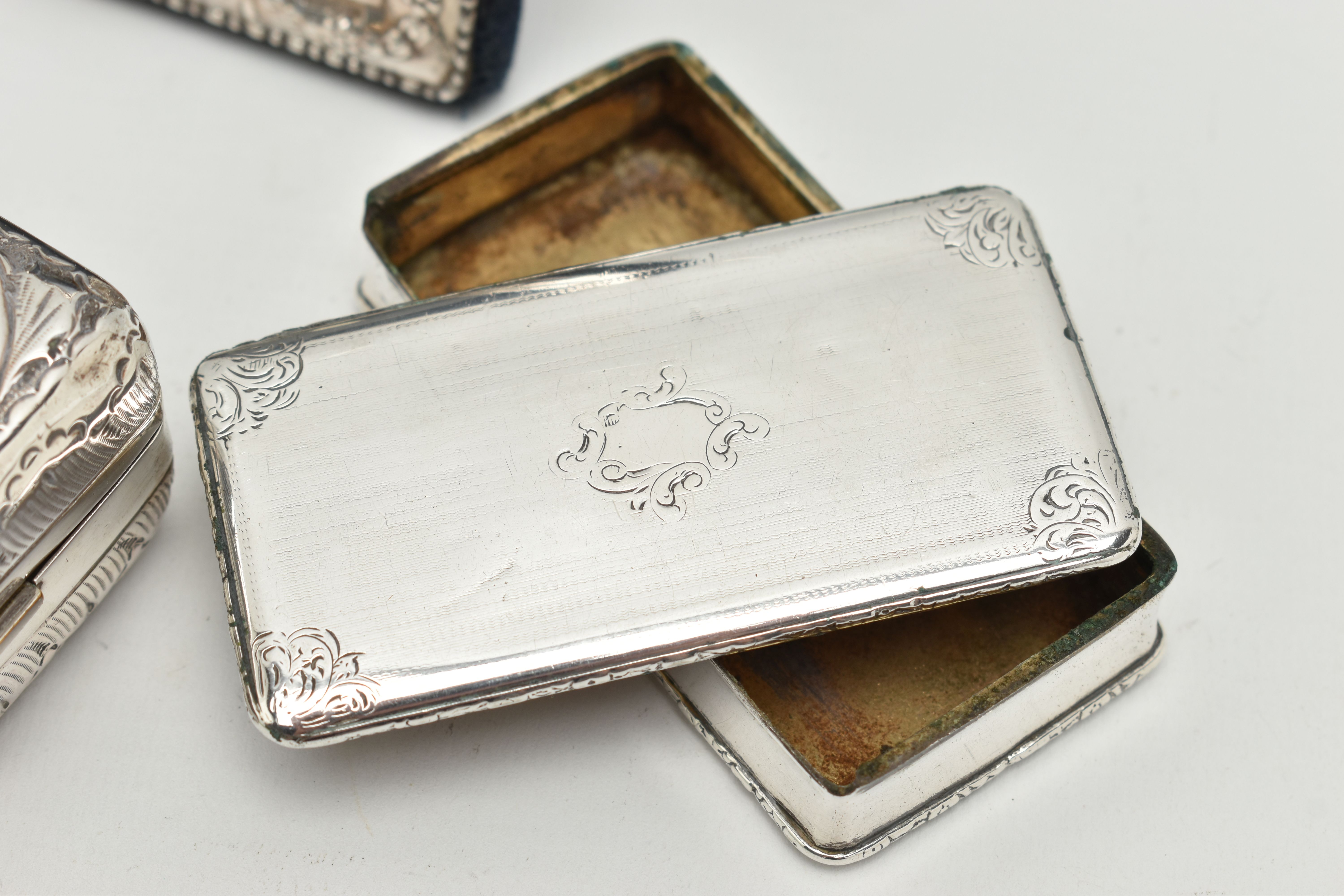 A SMALL PARCEL OF SILVER, a pair of Elizabeth II rectangular easel back photograph frames, foliate - Image 5 of 7