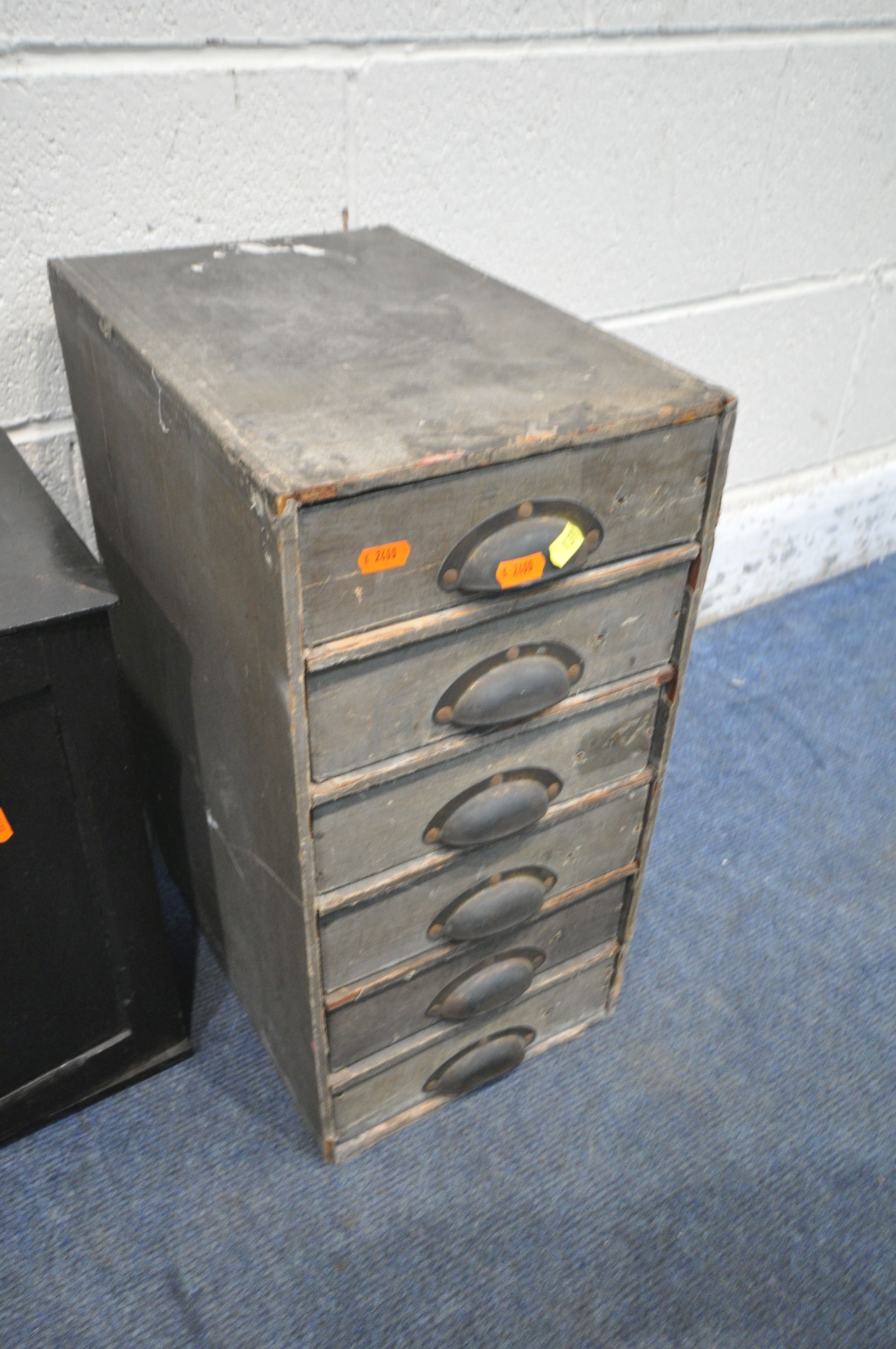 A SMALL 20TH CENTURY OAK CABINET, with a single drawer, width 49cm x depth 26cm x height 42cm, along - Image 3 of 4