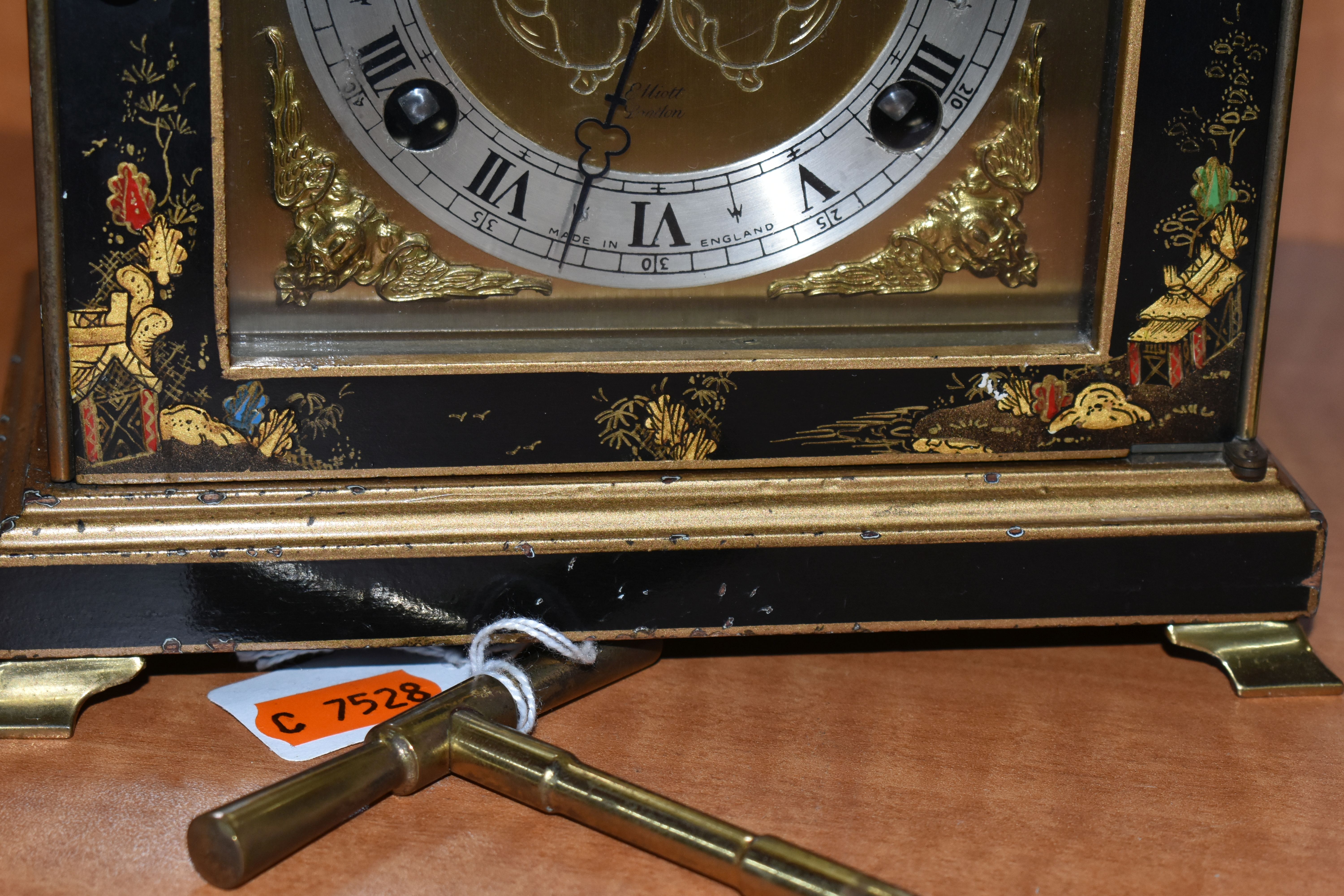 A MODERN ELLIOTT OF LONDON LACQUERED MANTEL CLOCK WITH CHINOISERIE DECORATION, with carrying - Image 3 of 9