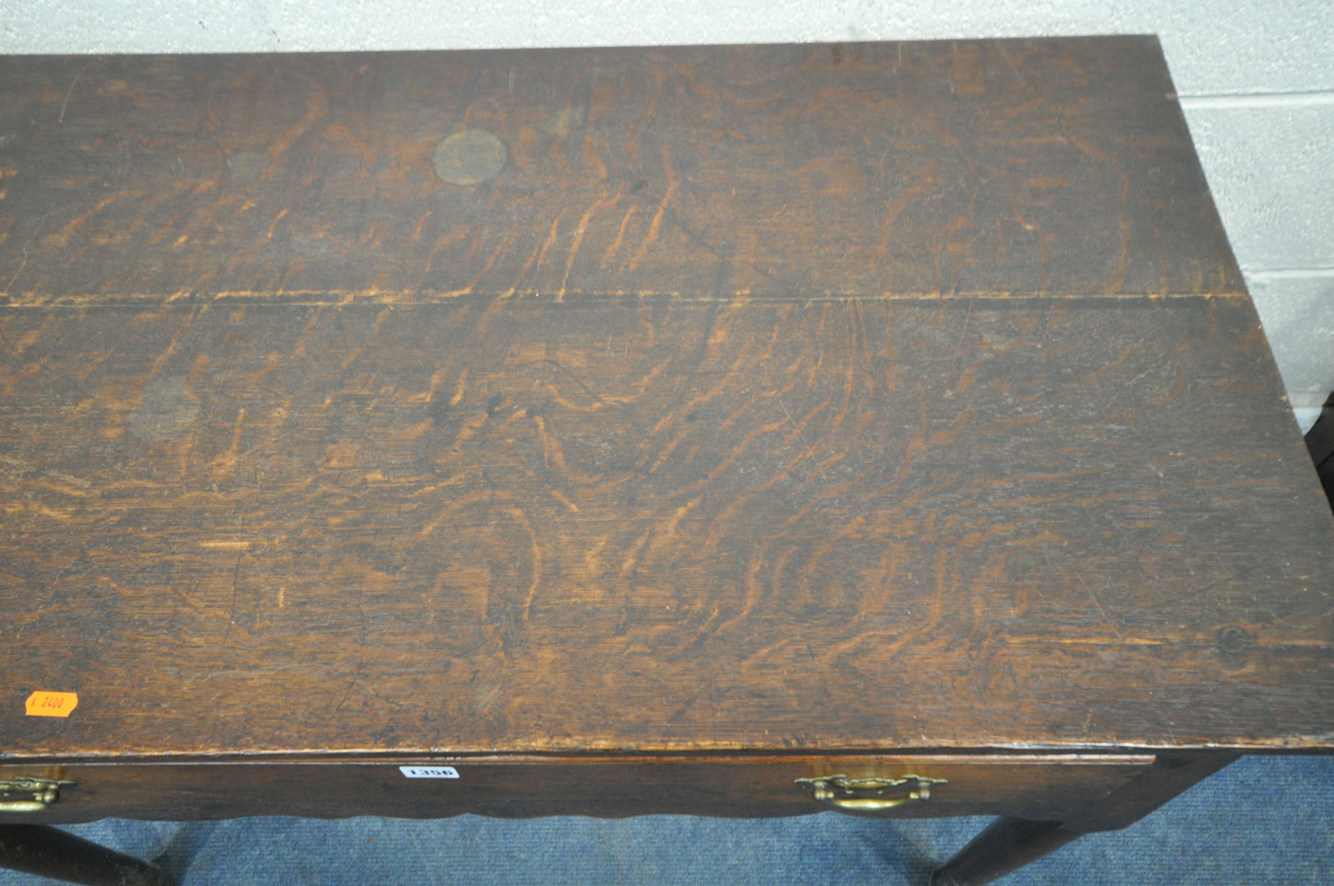 A GEORGIAN OAK SIDE TABLE, with a single frieze drawer, width 102cm x depth 54cm x height 73cm ( - Image 3 of 5