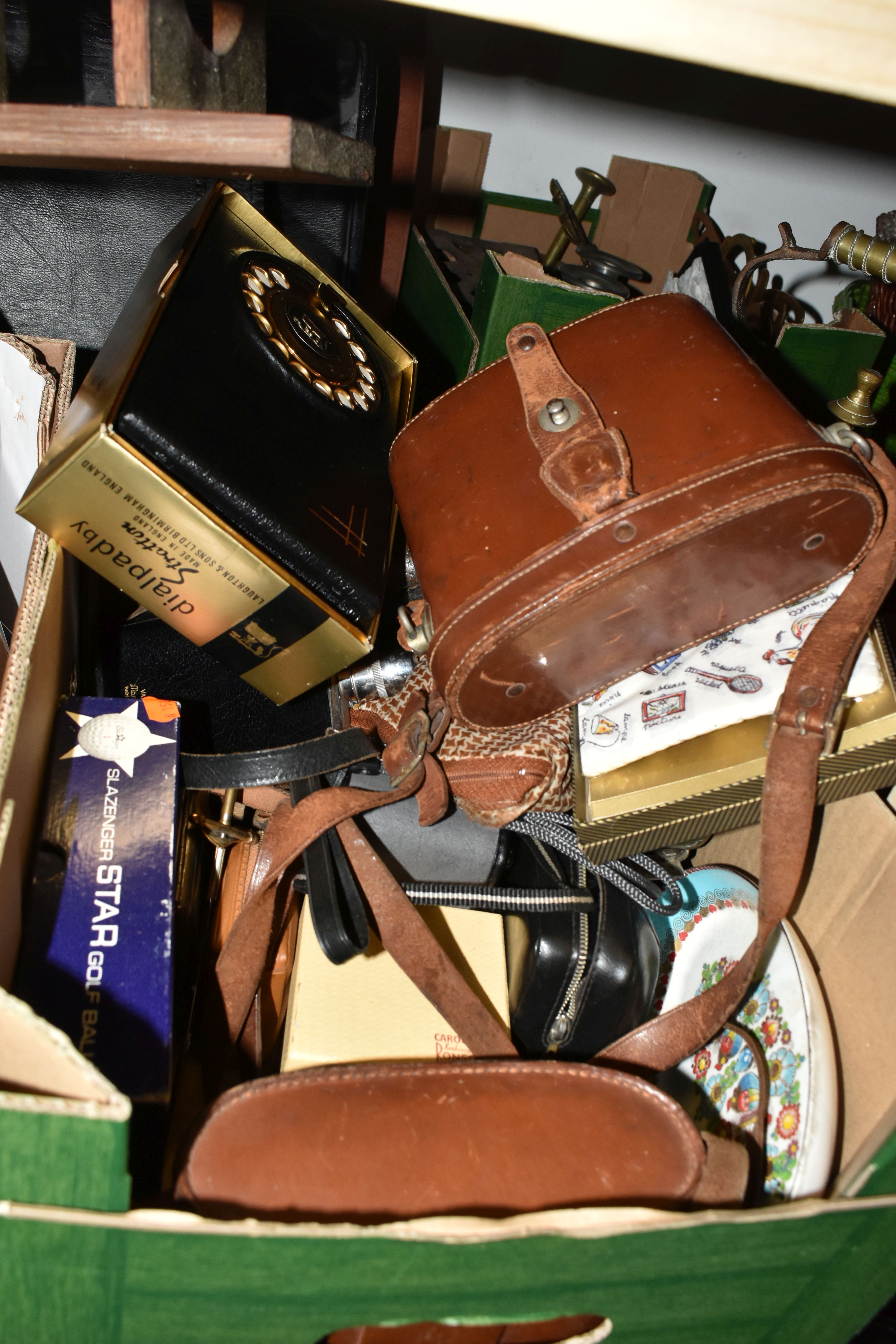 FOUR BOXES AND LOOSE SUNDRIES, to include a selection of vintage travel cases in various sizes, a - Image 5 of 13