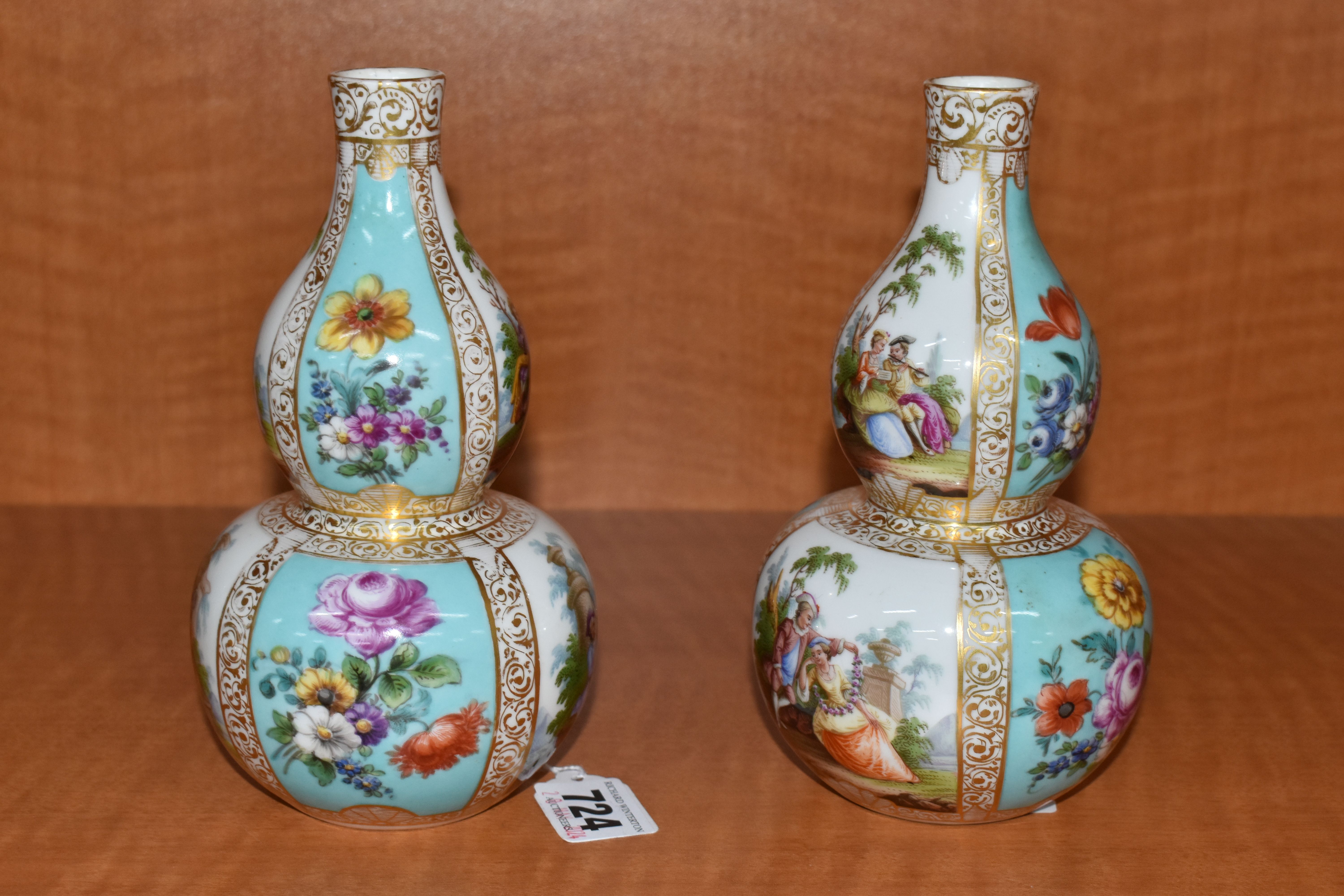 A PAIR OF LATE 19TH CONTINENTAL PORCELAIN VASES OF DOUBLE GOURD FORM, hand painted with - Image 3 of 6
