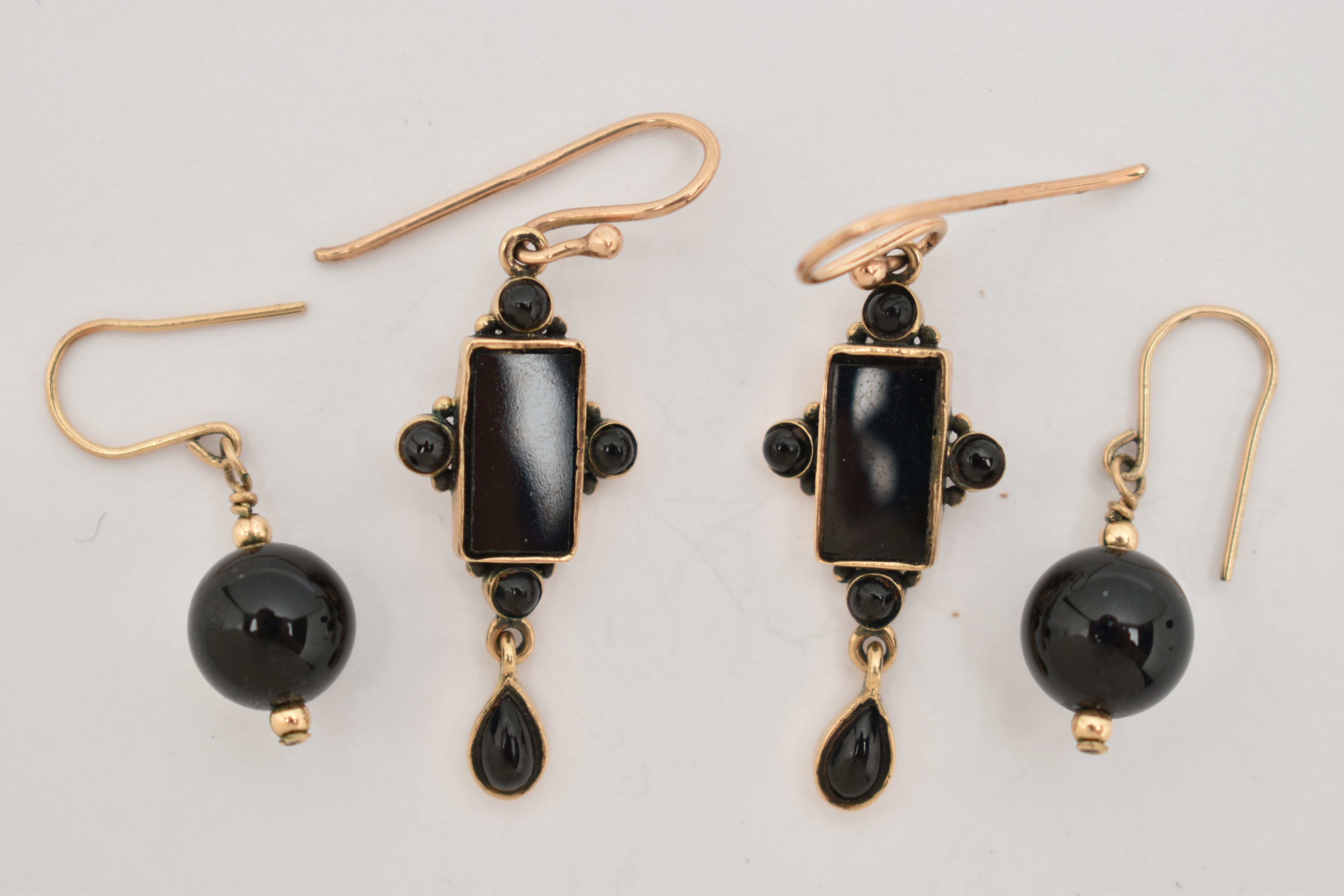 TWO PAIRS OF EARRINGS, the first a pair of yellow gold and onyx drop earrings, fitted with fish hook