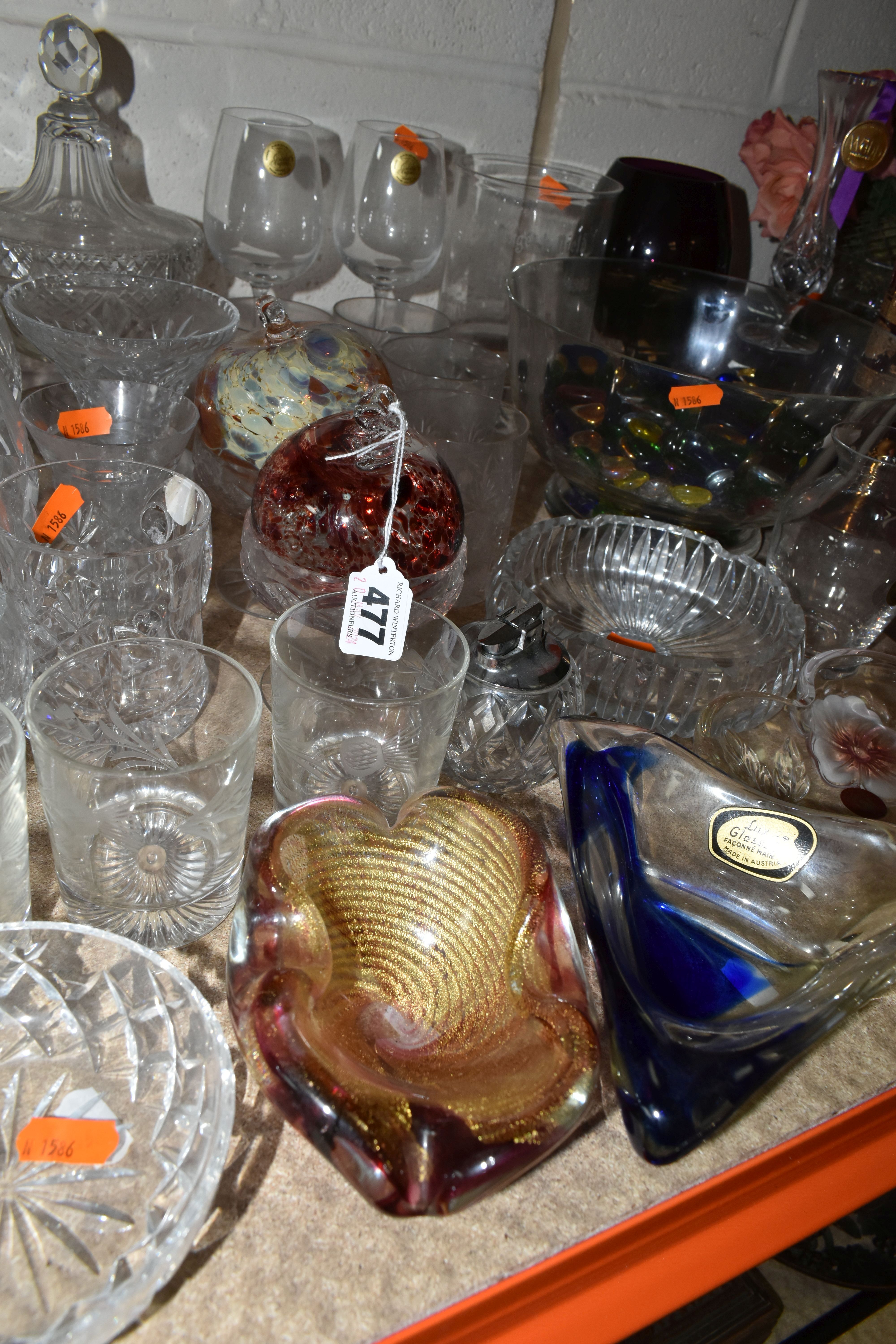 A GROUP OF CUT CRYSTAL AND OTHER GLASS WARES, to include seven sets or part sets of drinking - Image 4 of 5