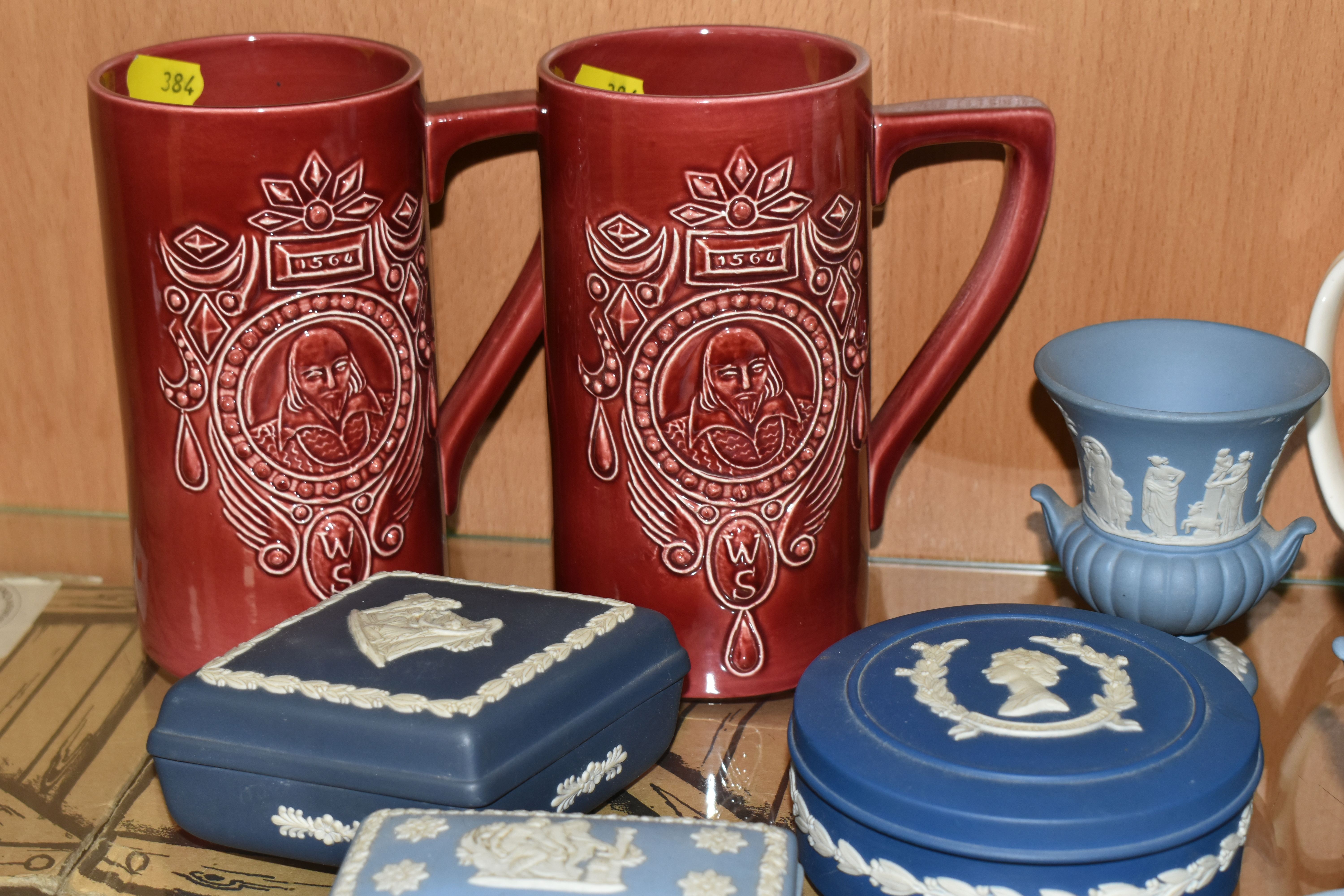 A GROUP OF WEDGWOOD AND OTHER CERAMICS, comprising two Portmeirion Susan Williams-Ellis design - Image 5 of 5