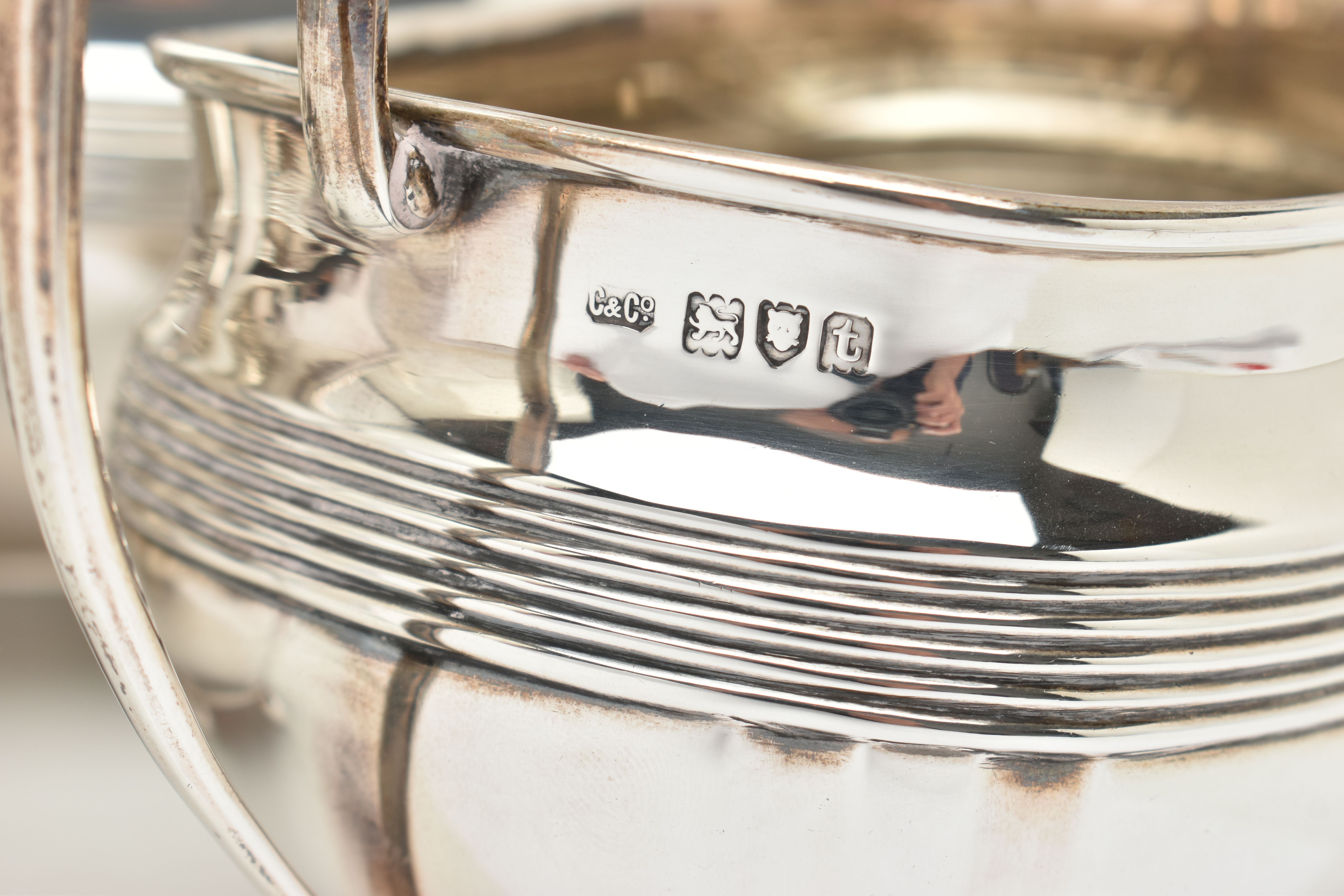 A GEORGE V SILVER FOUR PIECE TEA SERVICE OF SHAPED RECTANGULAR FORM, reeded horizonal band detail - Image 5 of 8