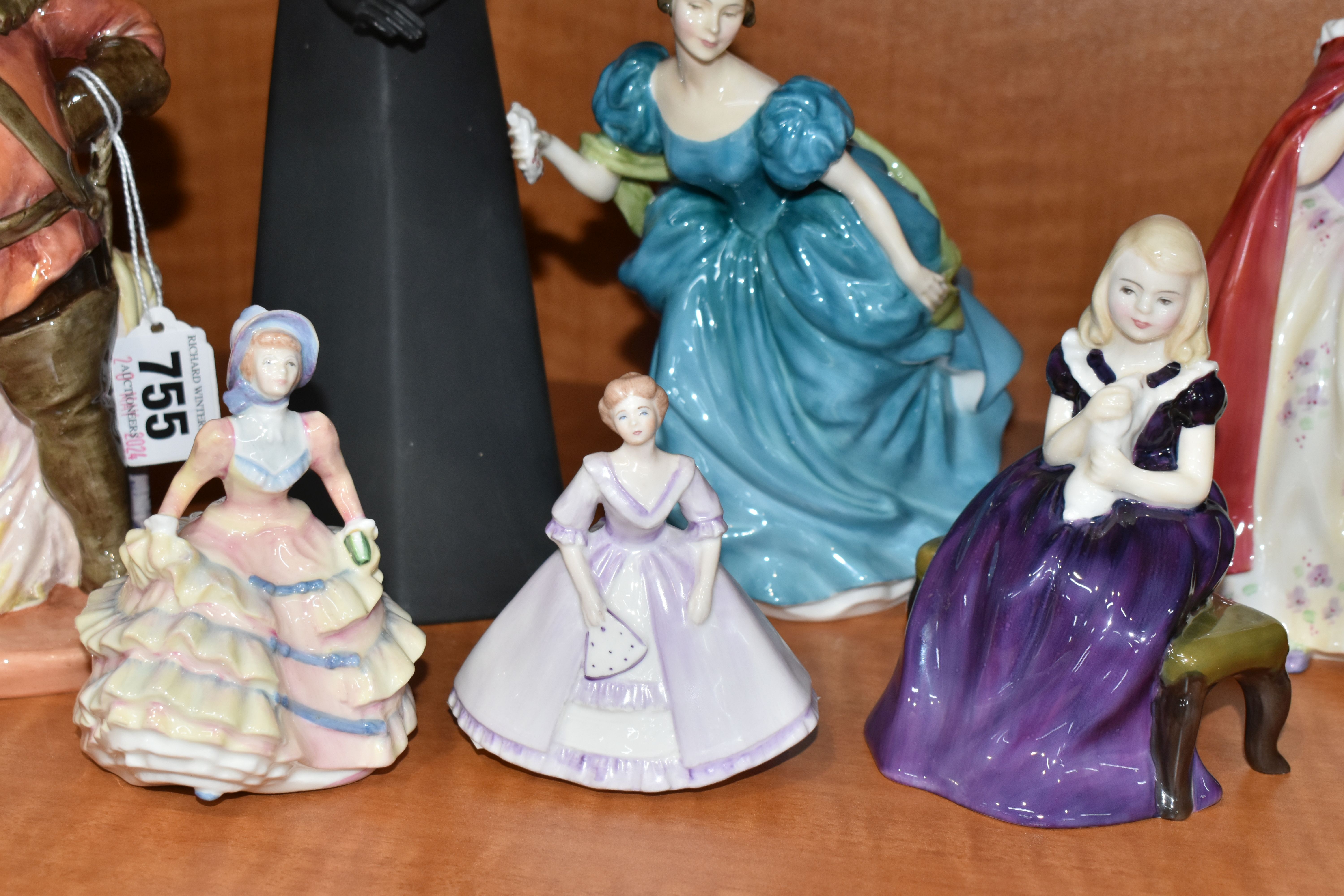 A GROUP OF SIX ROYAL DOULTON FIGURES, comprising Falstaff HN2054, Contemplation HN2241, Rhapsody - Image 2 of 8