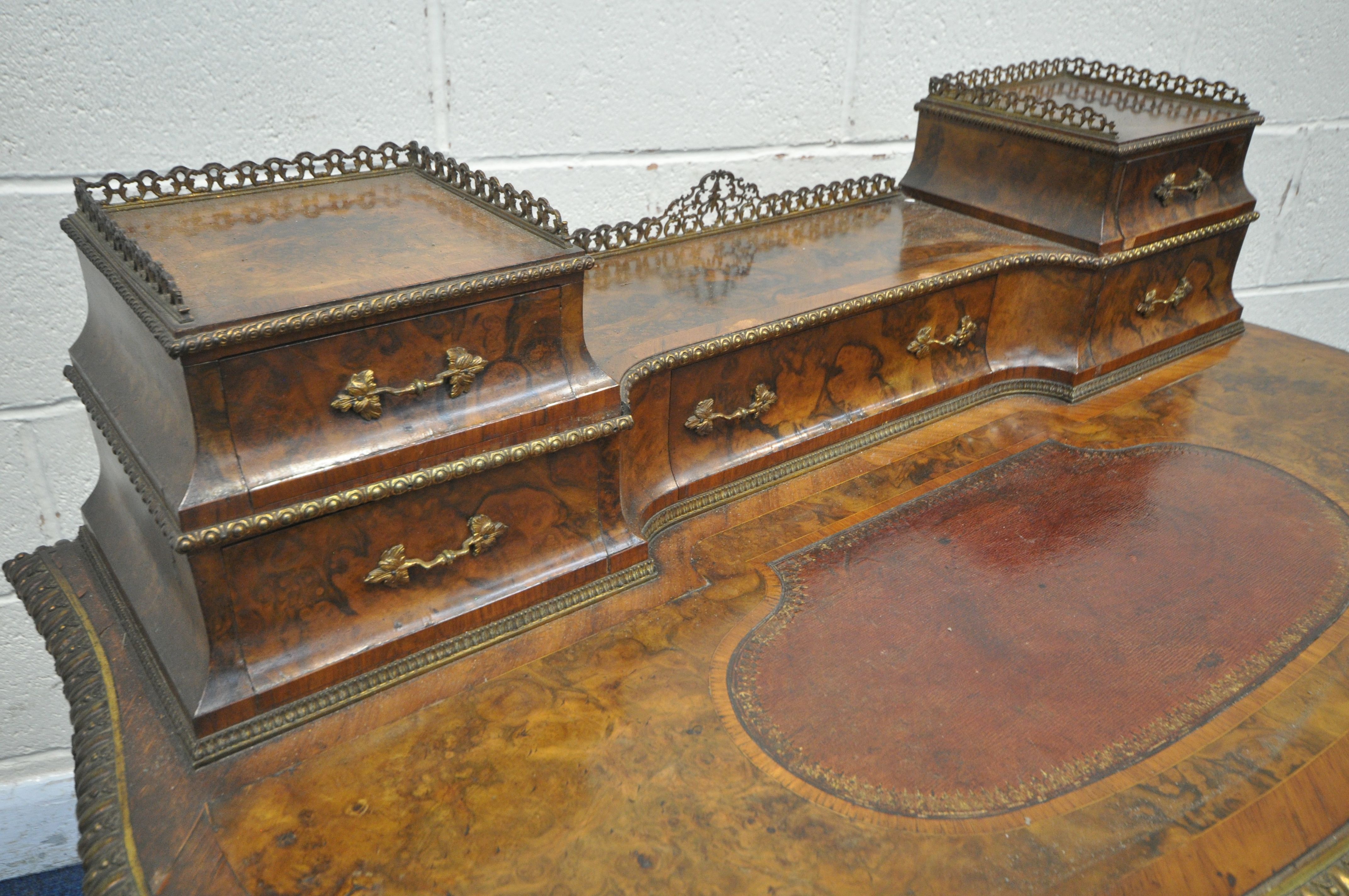 A VICTORIAN BURR WALNUT AND ROSEWOOD CROSSBANDED LADIES WRITING TABLE, with gilt brass mounts, the - Image 2 of 7
