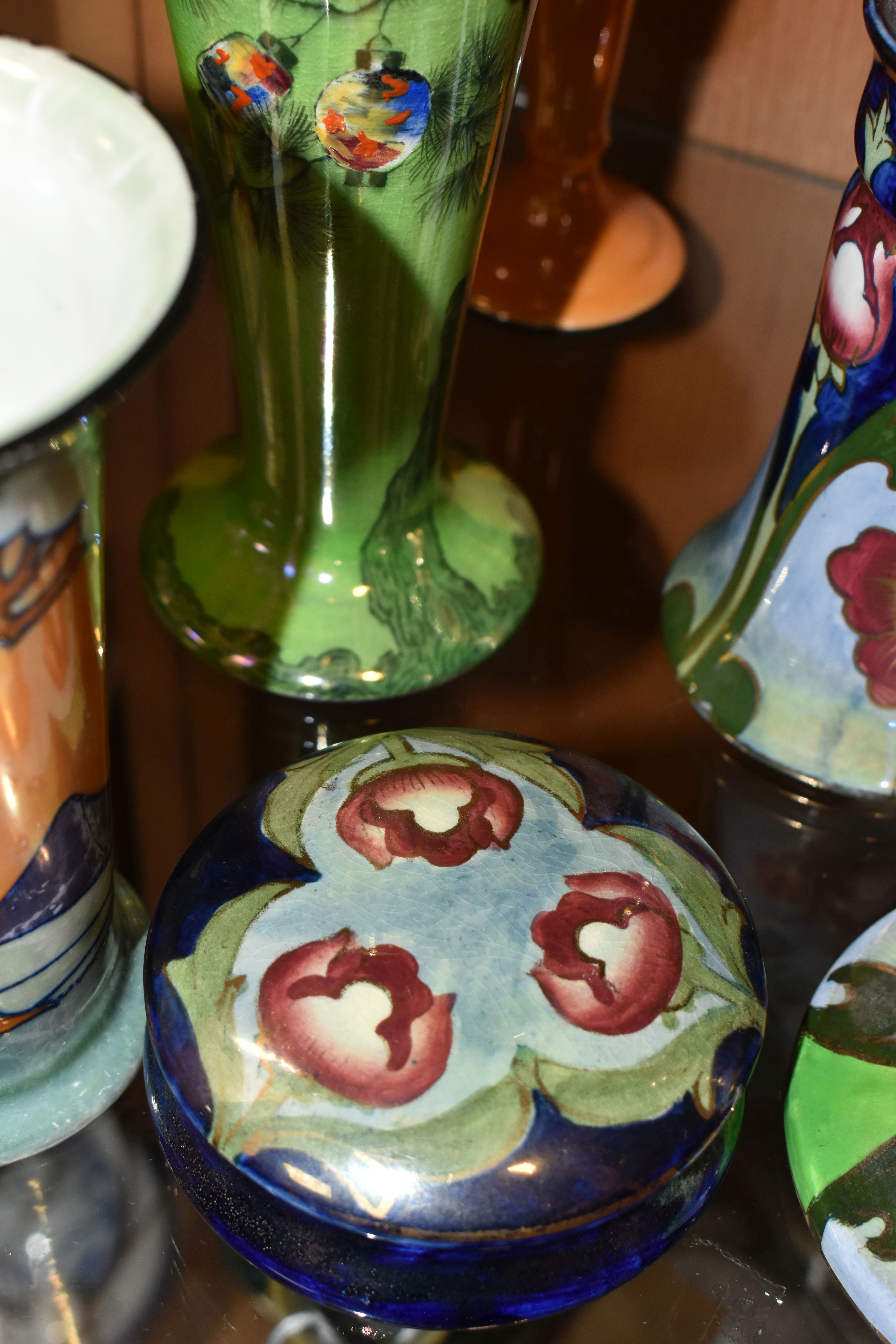 A GROUP OF LUSTRE WARE VASES, ETC, to include a Burleigh Ware Charlotte Rhead vase decorated with - Image 3 of 9