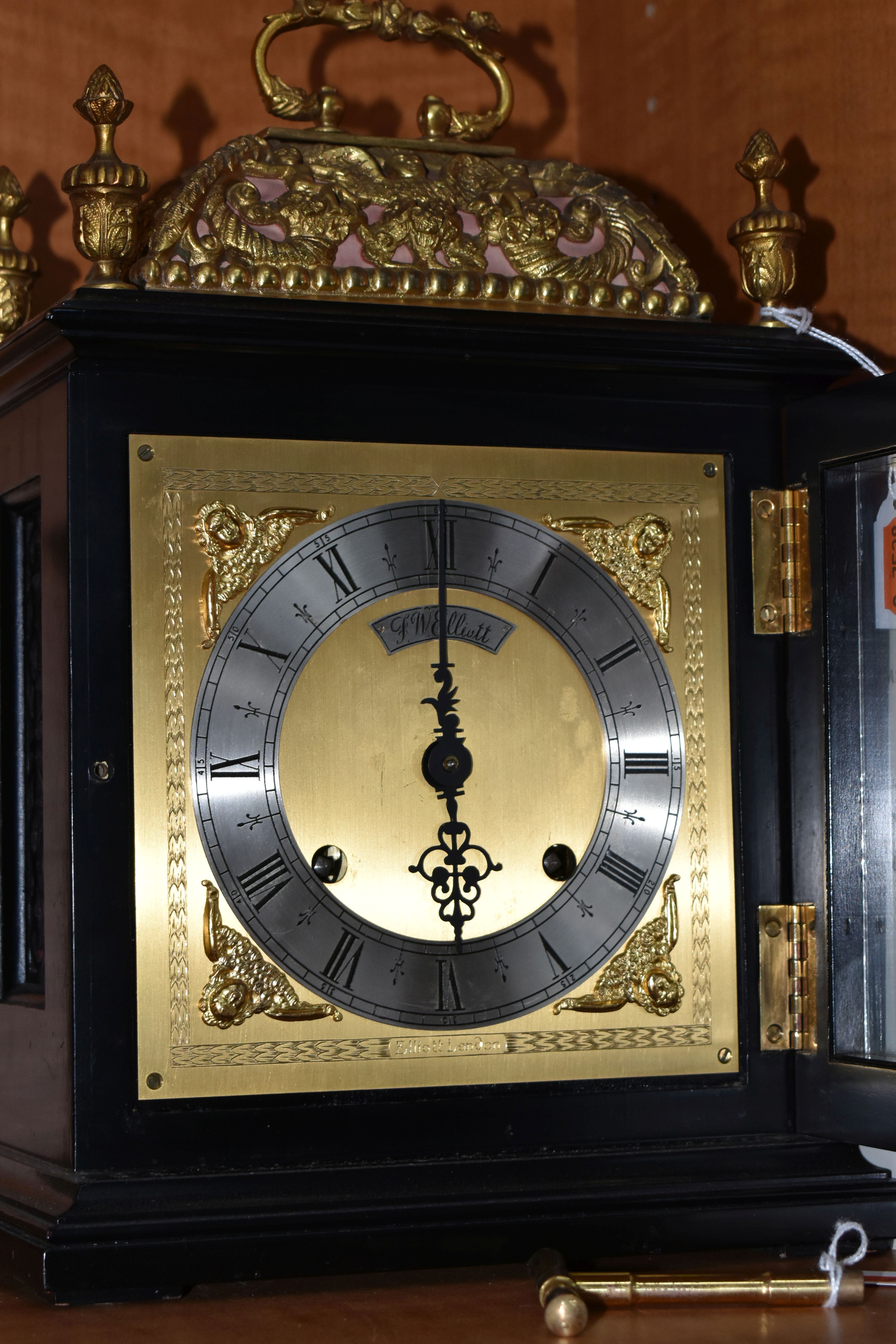 A MODERN ELLIOTT OF LONDON LIMITED EDITION 'THE GOLDEN JUBILEE CLOCK', retailed by Garrard & Co Ltd, - Image 5 of 9