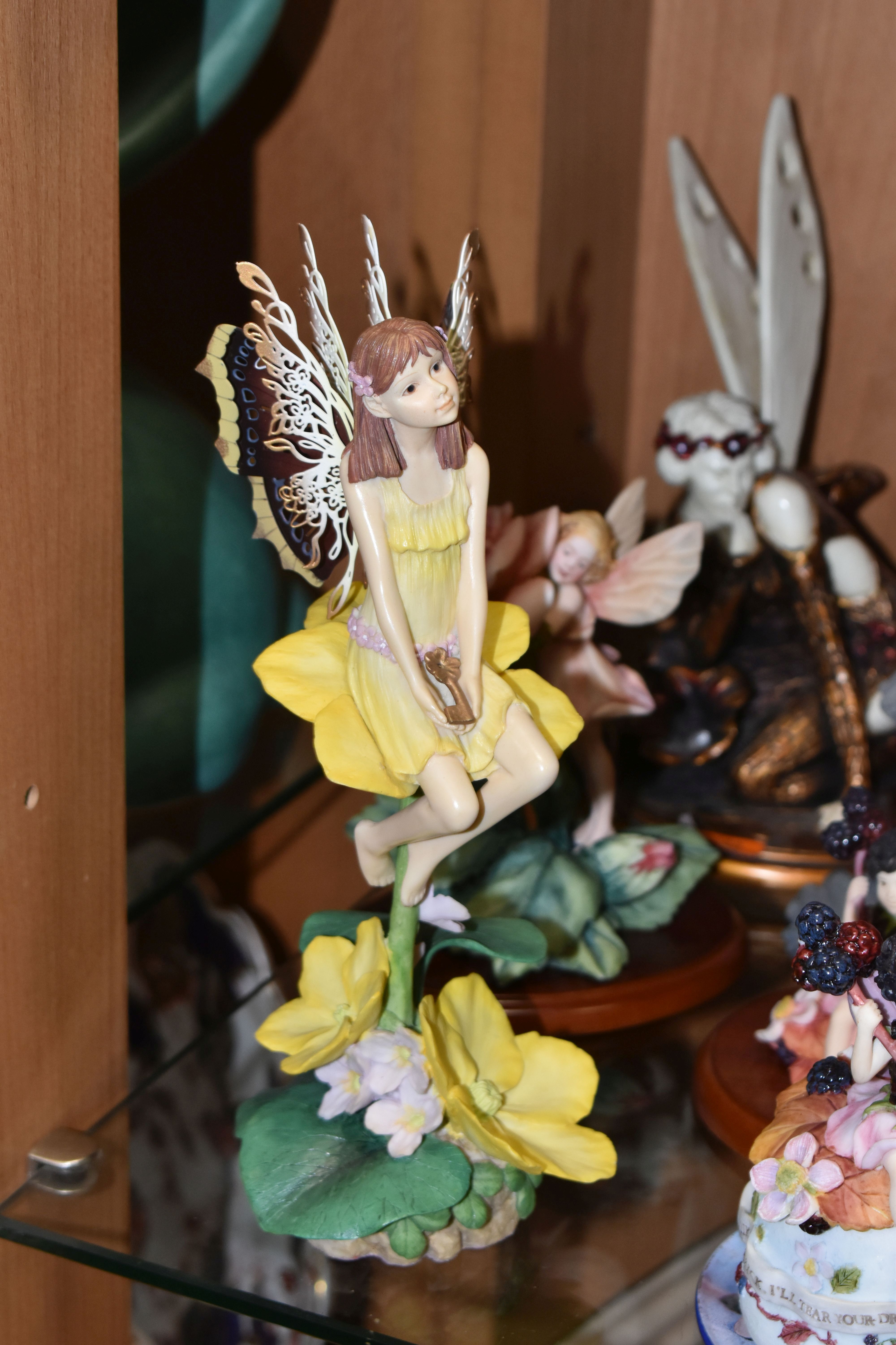 A COLLECTION OF WEST GERMAN GOEBEL FIGURES AND FLOWER FAIRY ORNAMENTS, comprising a small plaque - Image 2 of 9
