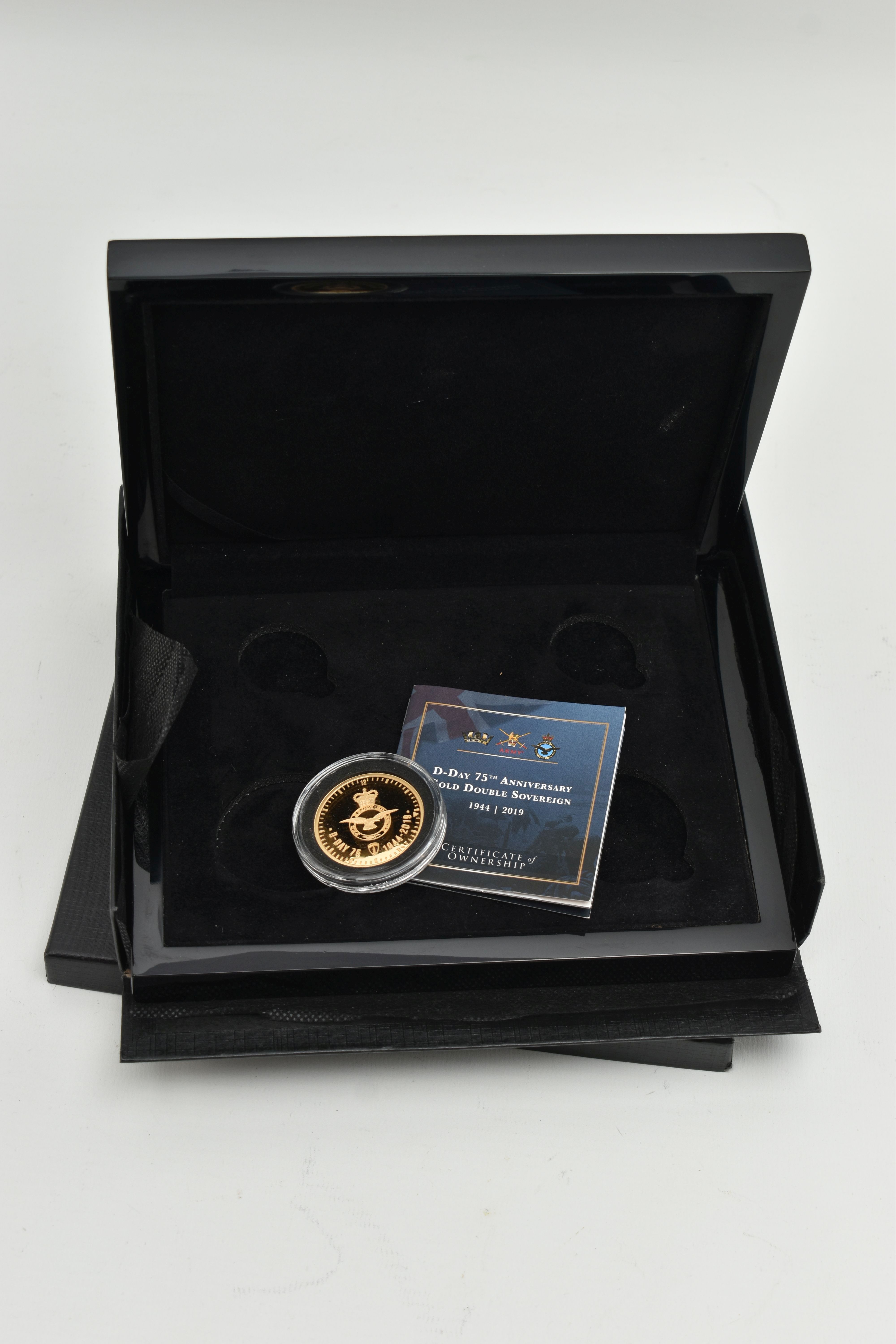 A D-DAY ANNIVERSARY GOLD DOUBLE SOVEREIGN 1944-2019, in case of issue 22ct Gold, 32mm diameter, 16