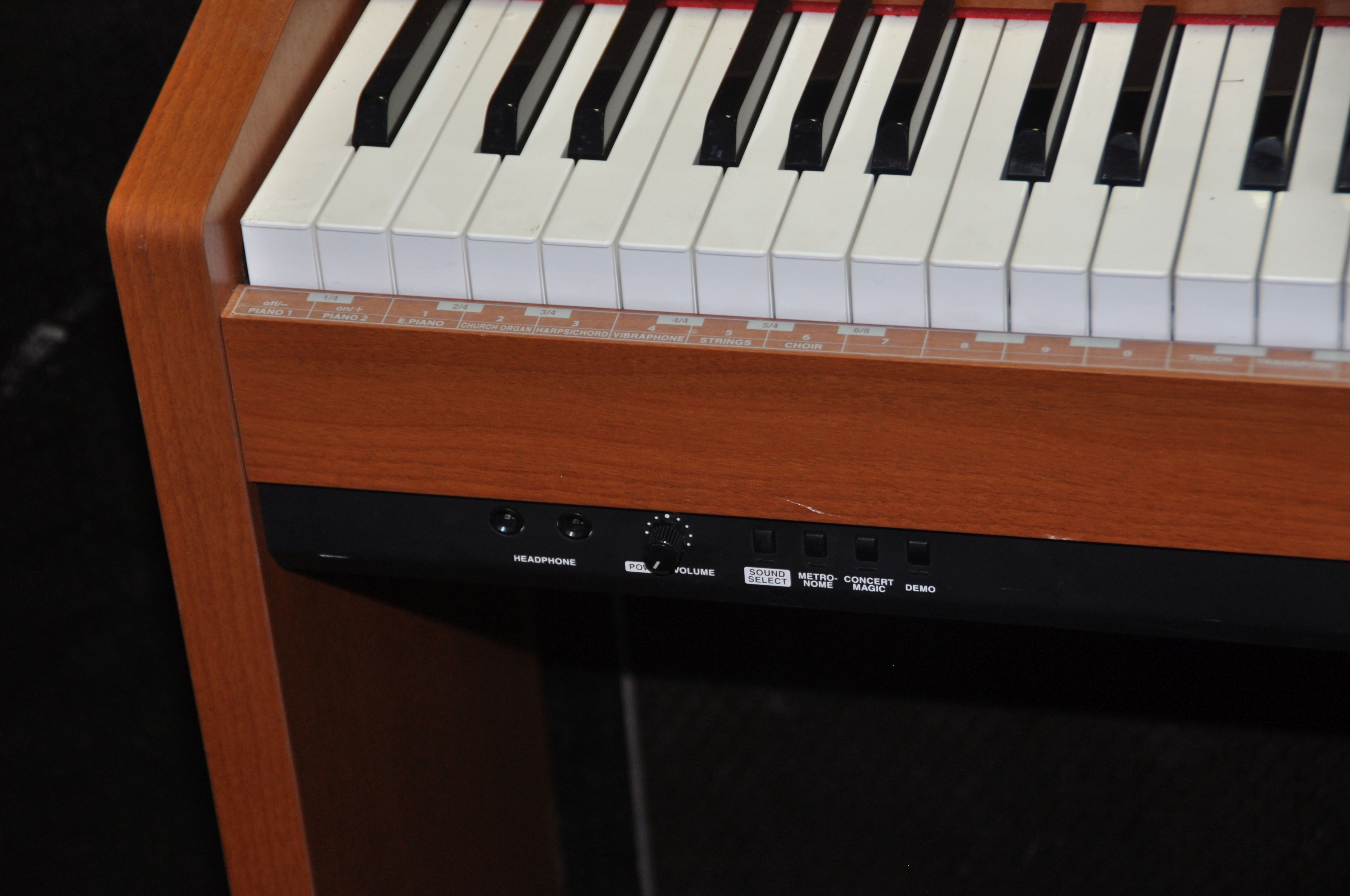 A KAWAI CL20C ELECTRONIC PIANO with F1r sustain pedal and a Stagg stool