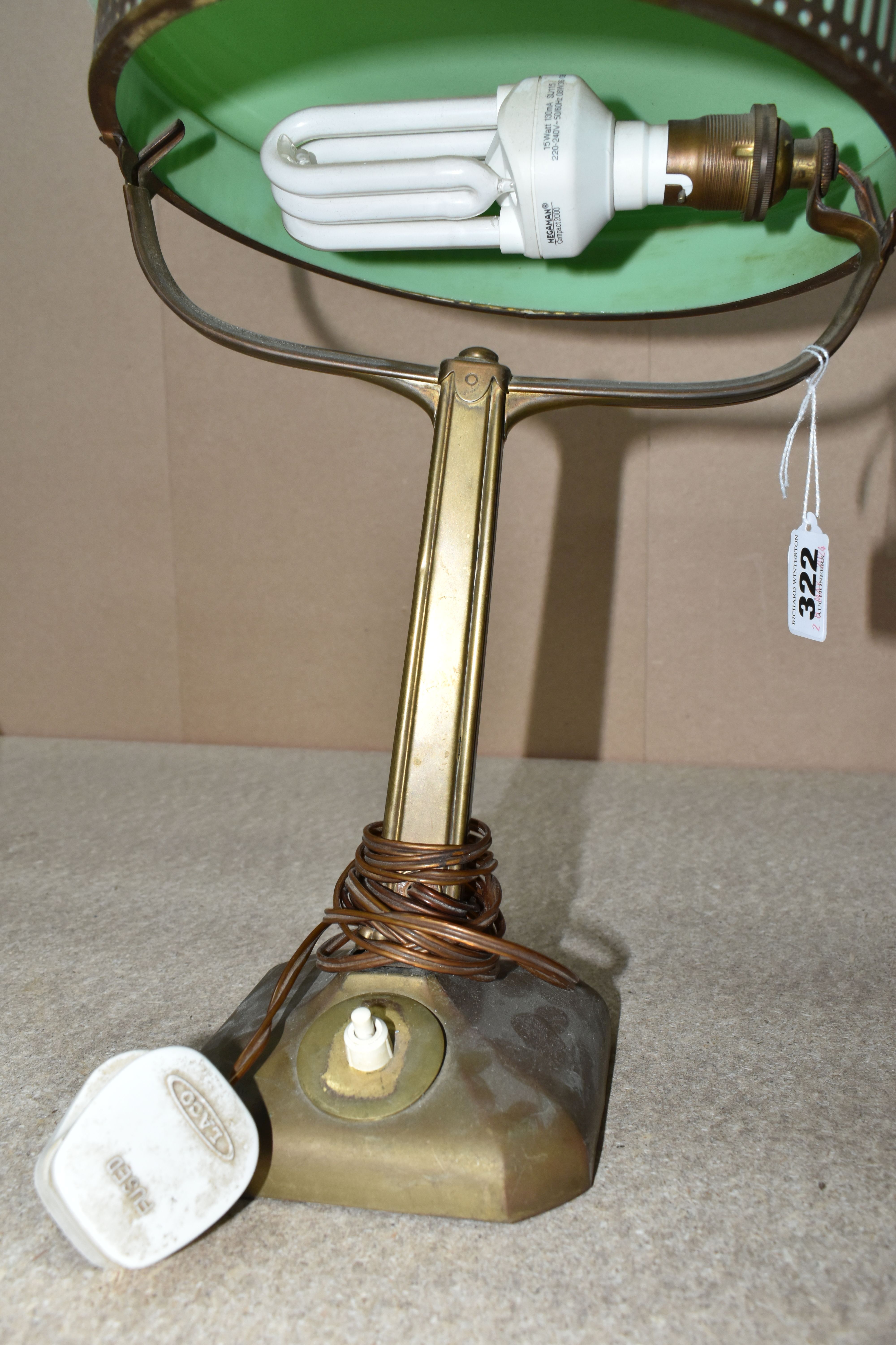 A DAUM FRANCE CRYSTAL GLASS LAMP WITH SHADE, AND AN ART DECO GREEN GLASS AND BRASS DESK LAMP, a - Image 7 of 7