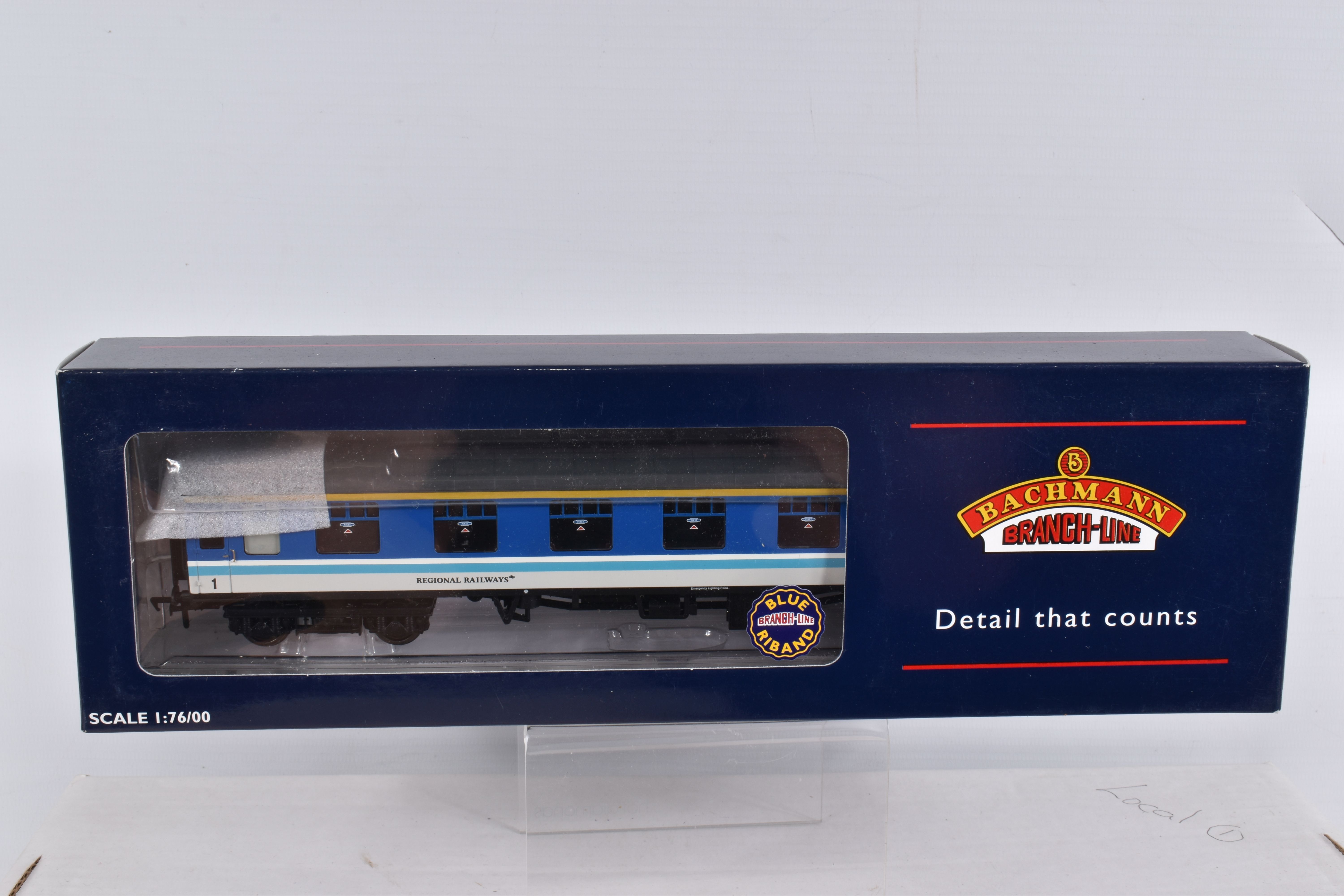 SIX BOXED OO GAUGE BACHMANN BRANCHLINE MODEL RAILWAY COACHES, to include two Mk1 TSO tourist - Image 6 of 13