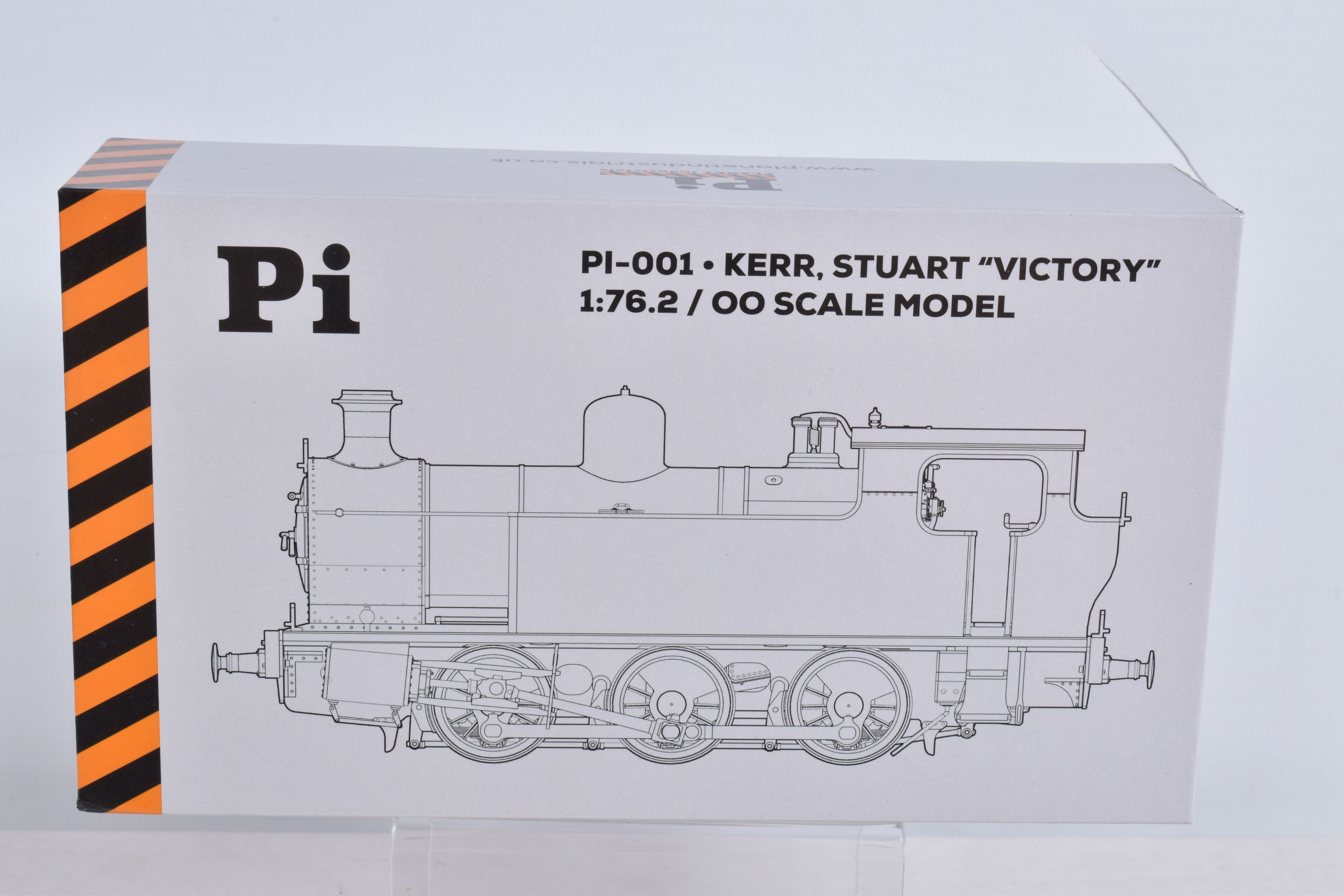 A BOXED OO GAUGE PLANET INDUSTRIALS, KERR, STUART 'Victory' 0-6-0T Locomotive in Lined Green,