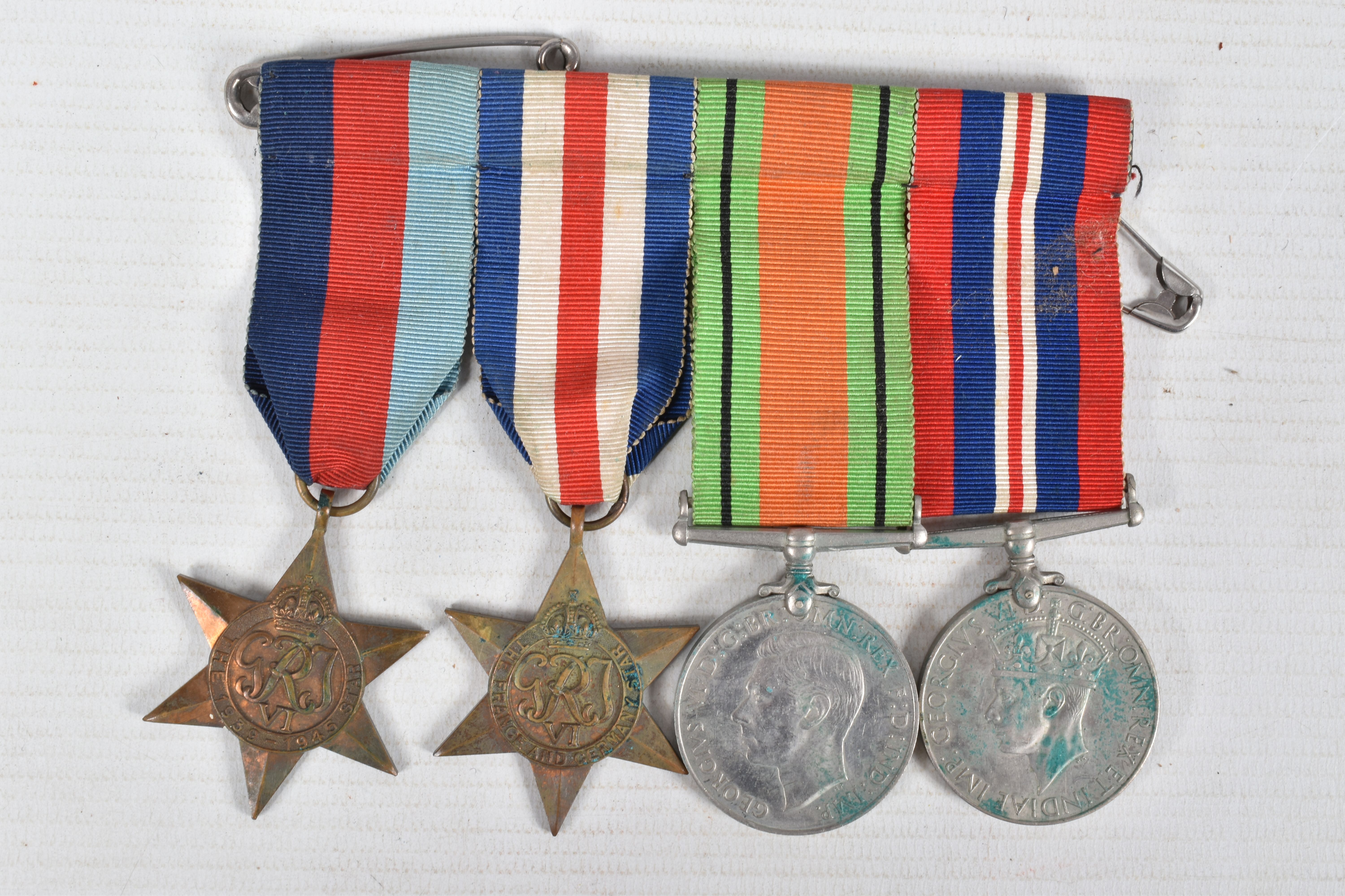 A WOODEN BOX CONTAINING TWO SETS OF WWII MEDALS, cap badges, formation patches and other military - Image 19 of 22