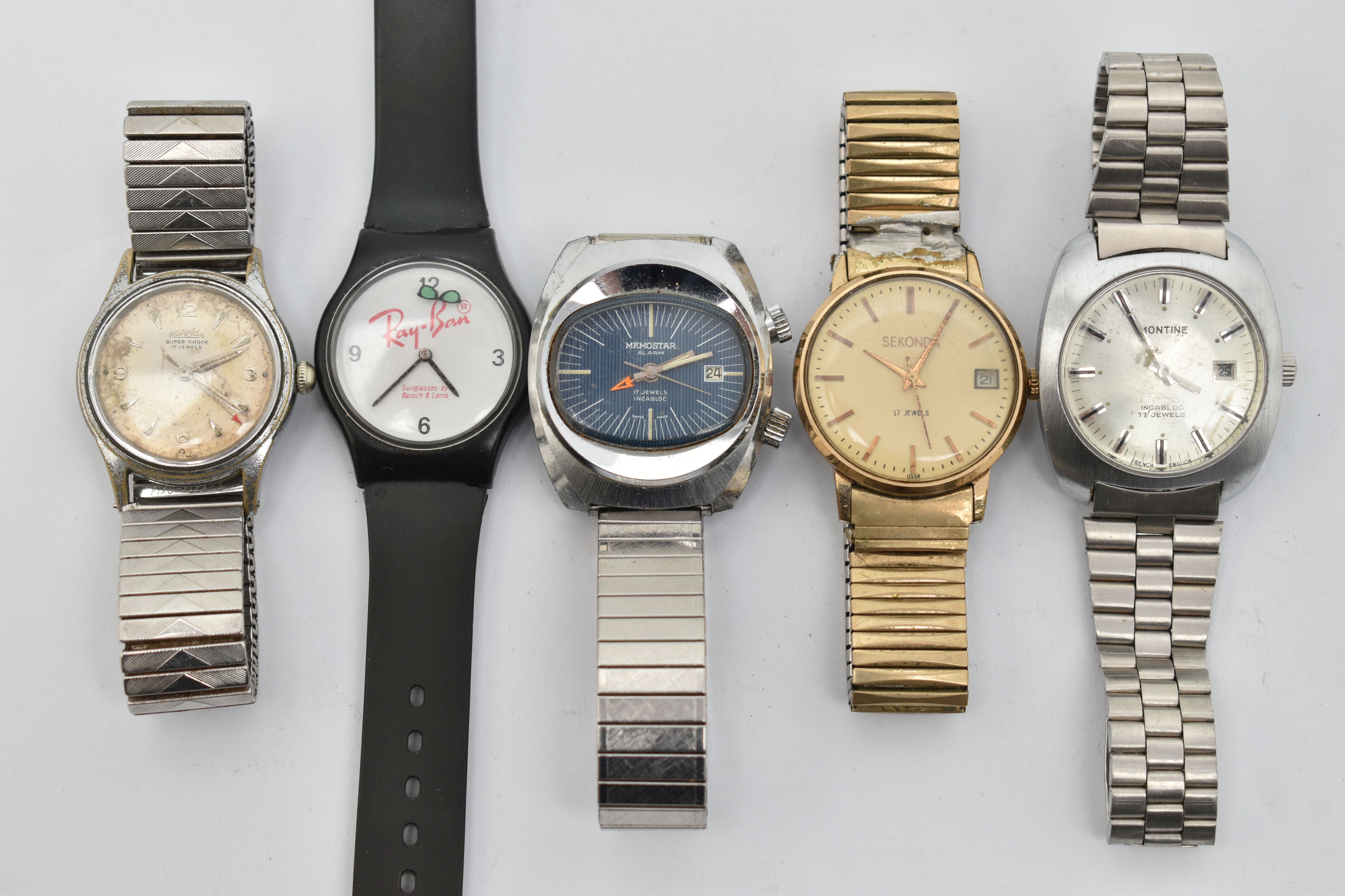 FIVE GENTS WRISTWATCHES, to include a stainless steel 'Memostar Alarm' fitted with a stretch link