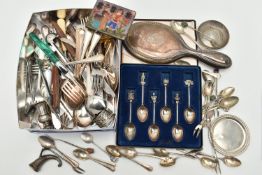 AN ASSORTMENT OF SILVER OF WHITE METAL ITEMS, a silver handheld mirror with monogram engraving,