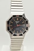 A GENTS 1970'S BOXED 'LONGINES WRISTWATCH, quartz movement, round black signed 'Longines Quartz',