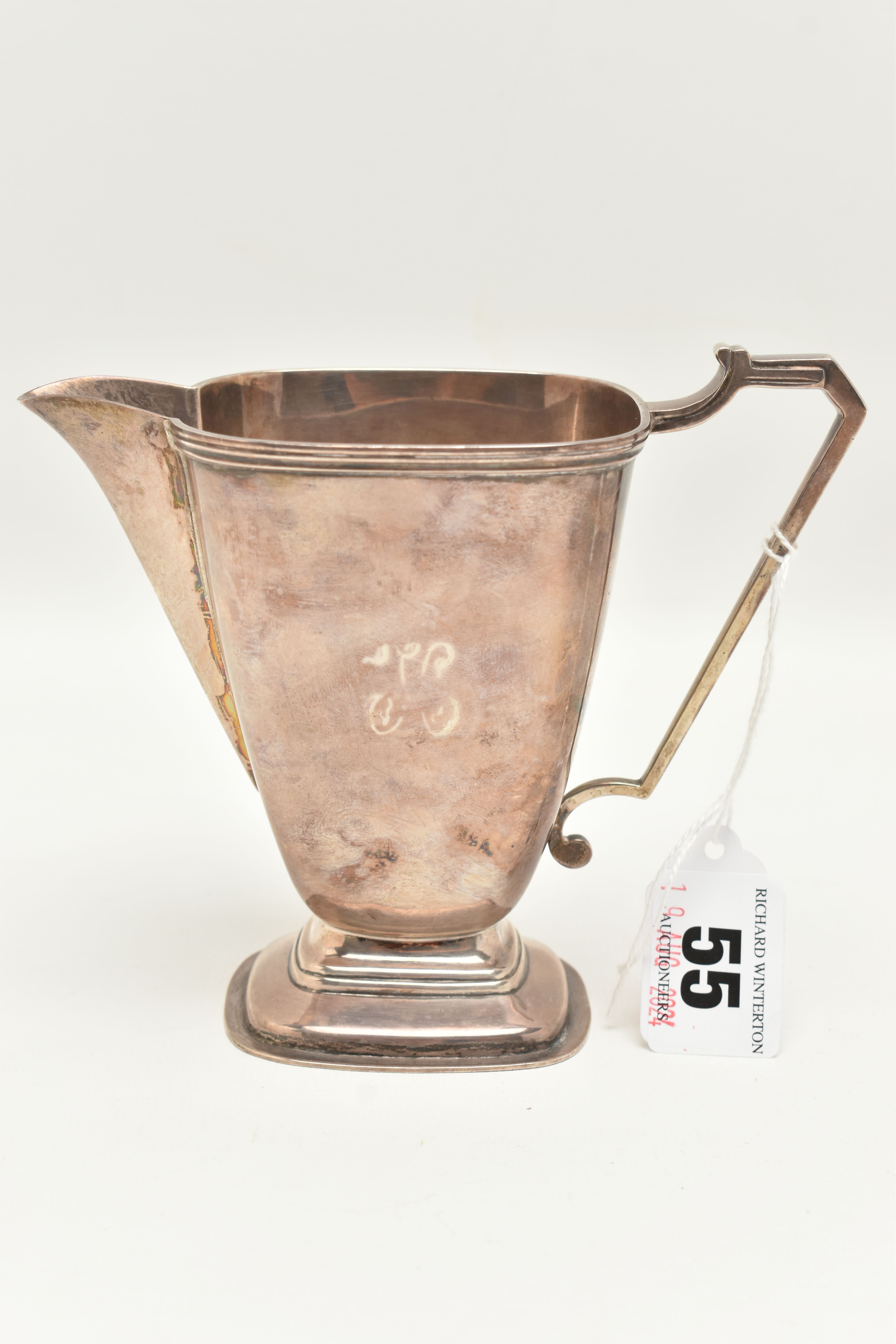 A GEORGE V SILVER MILK JUG, an Art Deco milk jug, approximate height 105mm 'William Neale & Son Ltd'