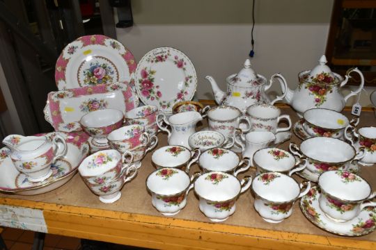 A QUANTITY OF ROYAL ALBERT TEA WARE, comprising fourteen pieces of Old Country Roses: a teapot, - Image 1 of 6