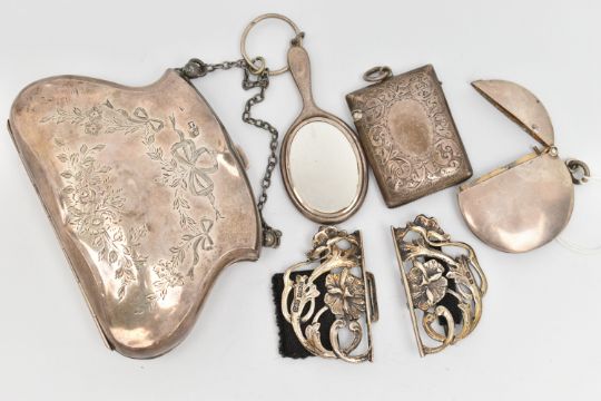 ASSORTED SILVER ITEMS, to include an early 20th century floral and bow detailed coin purse, push - Image 1 of 4