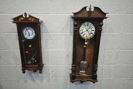 A 20TH CENTURY WALL CLOCK, the glass door enclosing an 8 inch brass and enamel dial, depicting Roman