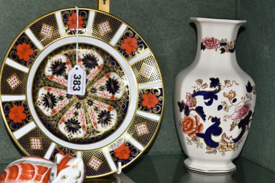 A GROUP OF ROYAL CROWN DERBY AND MASONS CERAMICS, to include a Royal Crown Derby Imari 1128 tea - Image 5 of 8