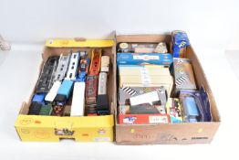 A QUANITY OF BOXED CORGI CLASSICS LORRY AND TRUCK MODELS, to include Bedford S type box van -