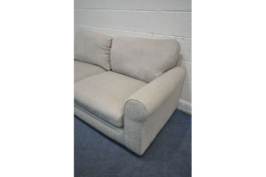 A CREAM UPHOLSTERED TWO SEATER SETTEE (condition report: appears clean) - Image 2 of 2