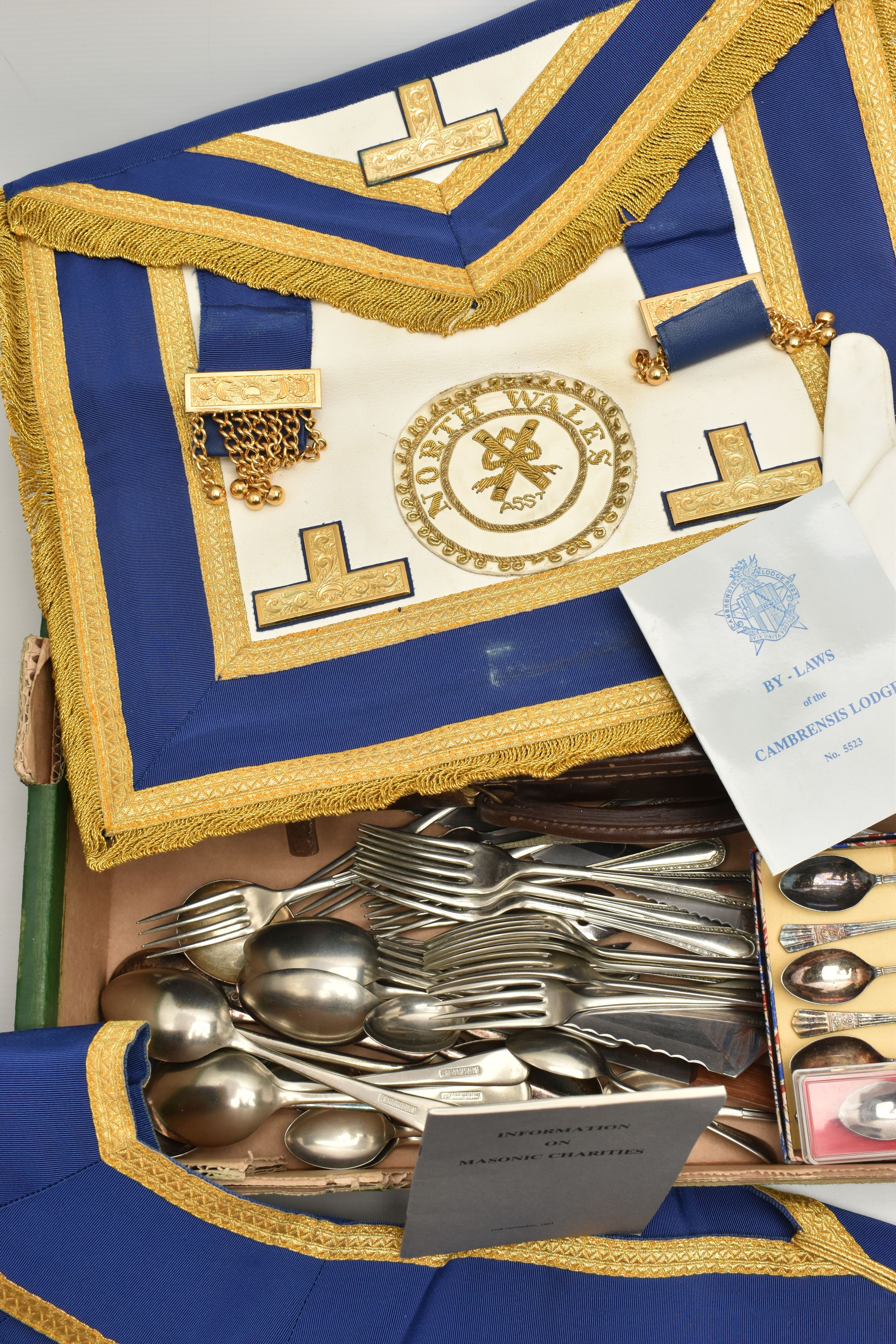 A BOX OF ASSORTED ITEMS, to include a Masonic briefcase including a blue and white apron, white - Image 5 of 7