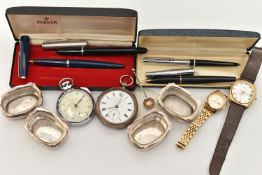 FOUR SILVER SALTS, A SALT SPOON, SILVER POCKET WATCH AND OTHER ITEMS, to include four polished