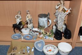 A GROUP OF CERAMICS, comprising a limited edition Franklin Porcelain by Limoges 'The Game Bird