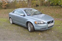 A 2006 VOLVO C70 SPORTS COUPE CONVERTIBLE CAR, in blue with a 2.4 litre 5 cylinder petrol engine,
