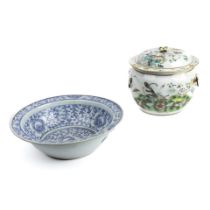 A Chinese blue and white basin and a famille rose jar and cover Republic period Comprising a bl...