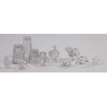 A collection of crystal and glass ornaments, 20th century, including examples by Lalique, Baccara...