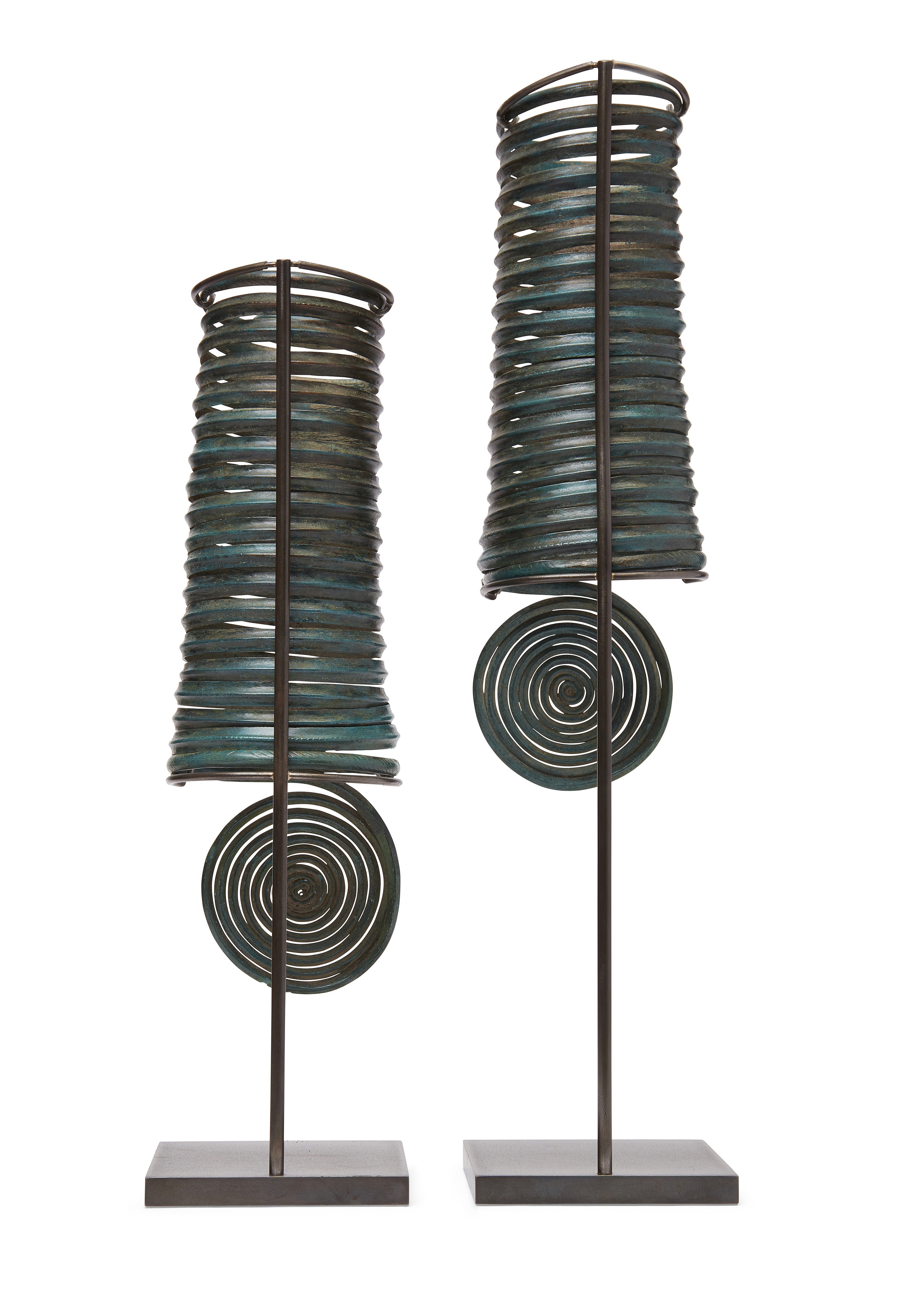 Two Central European copper alloy armguards, Bronze Age, circa 12th-9th Century B.C., each form... - Image 4 of 4