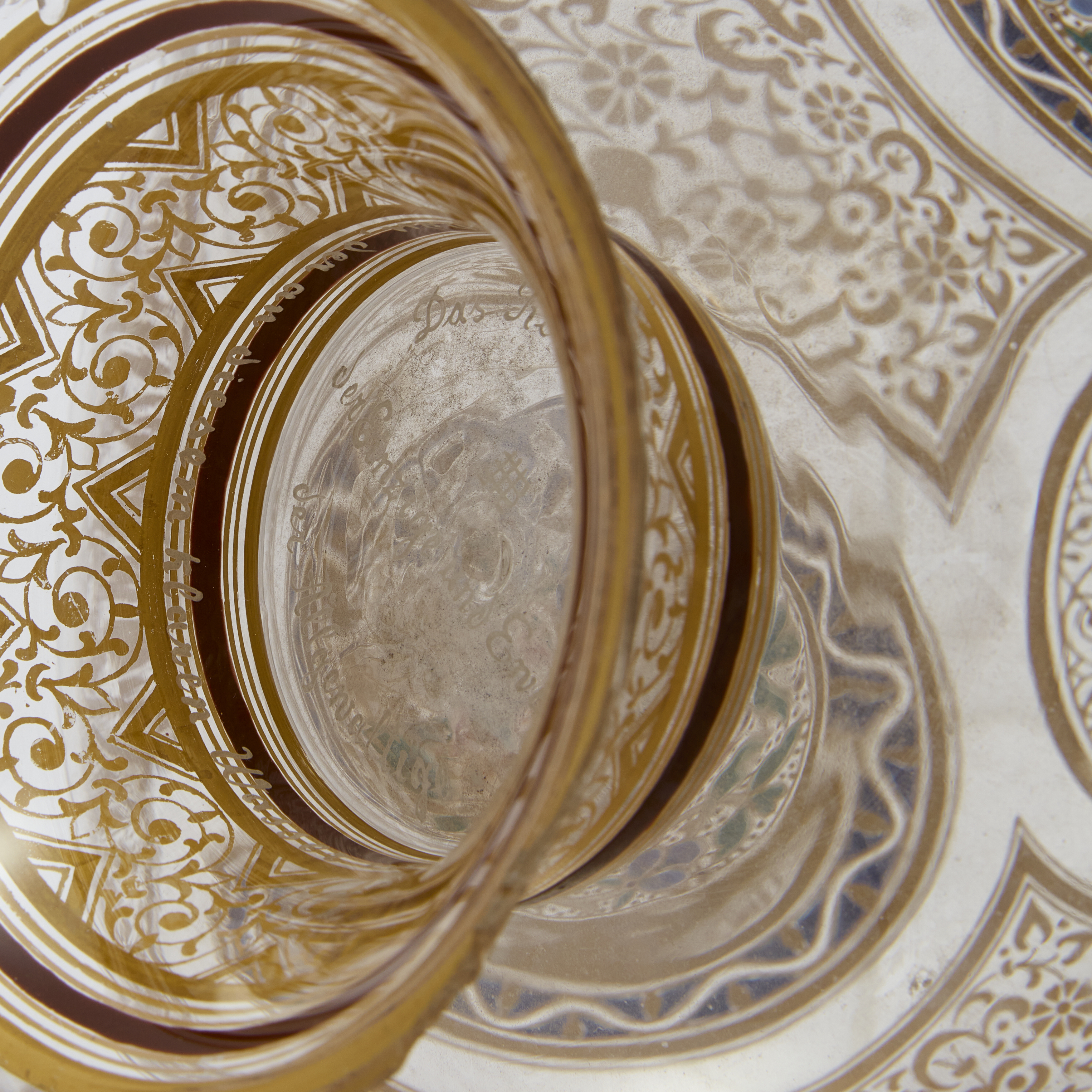 A Mamluk-style glass flask, Josef Lobmeyr (1792-1855) designed by architects Jan Machytka and Fr... - Bild 5 aus 7