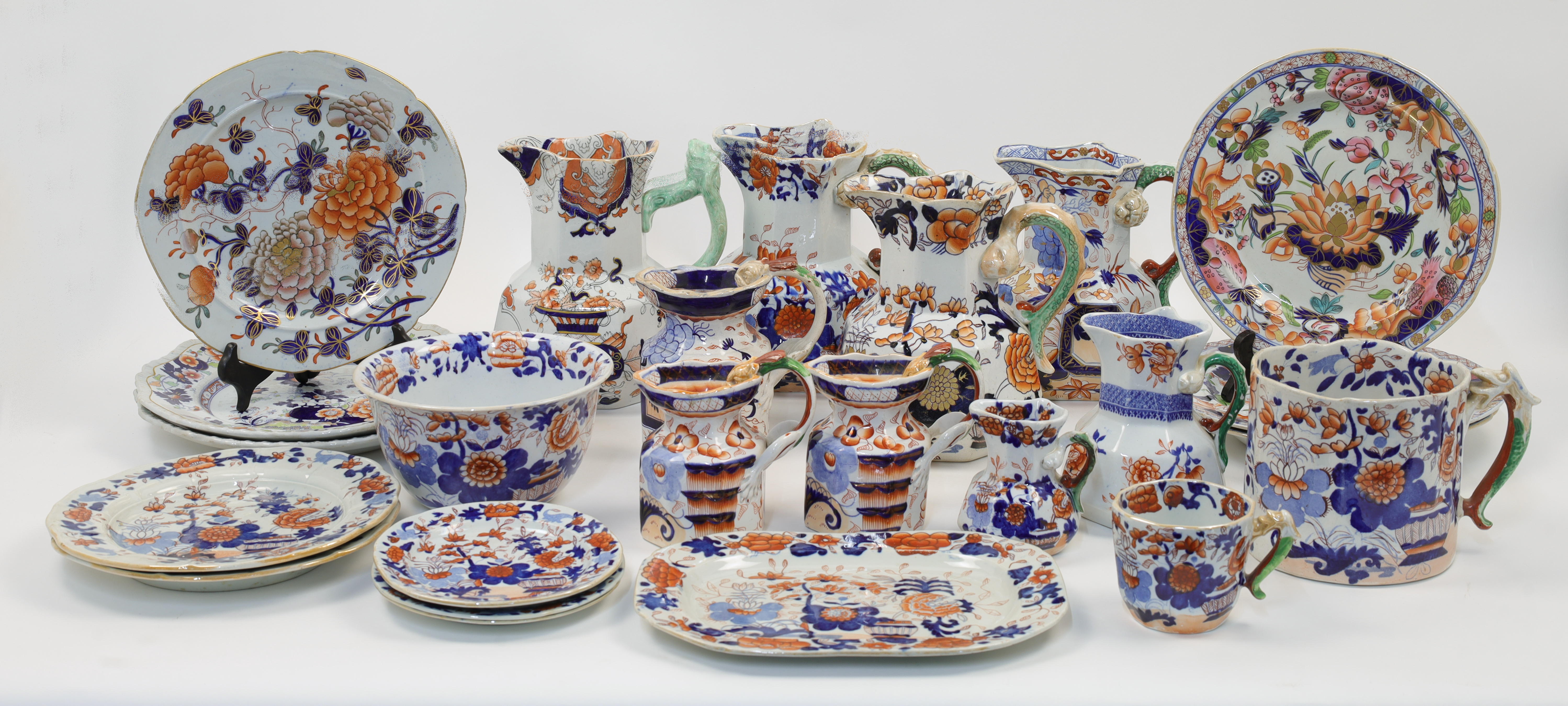 A quantity of Mason's Ironstone China decorated in the Imari palette, 19th century, to include th...