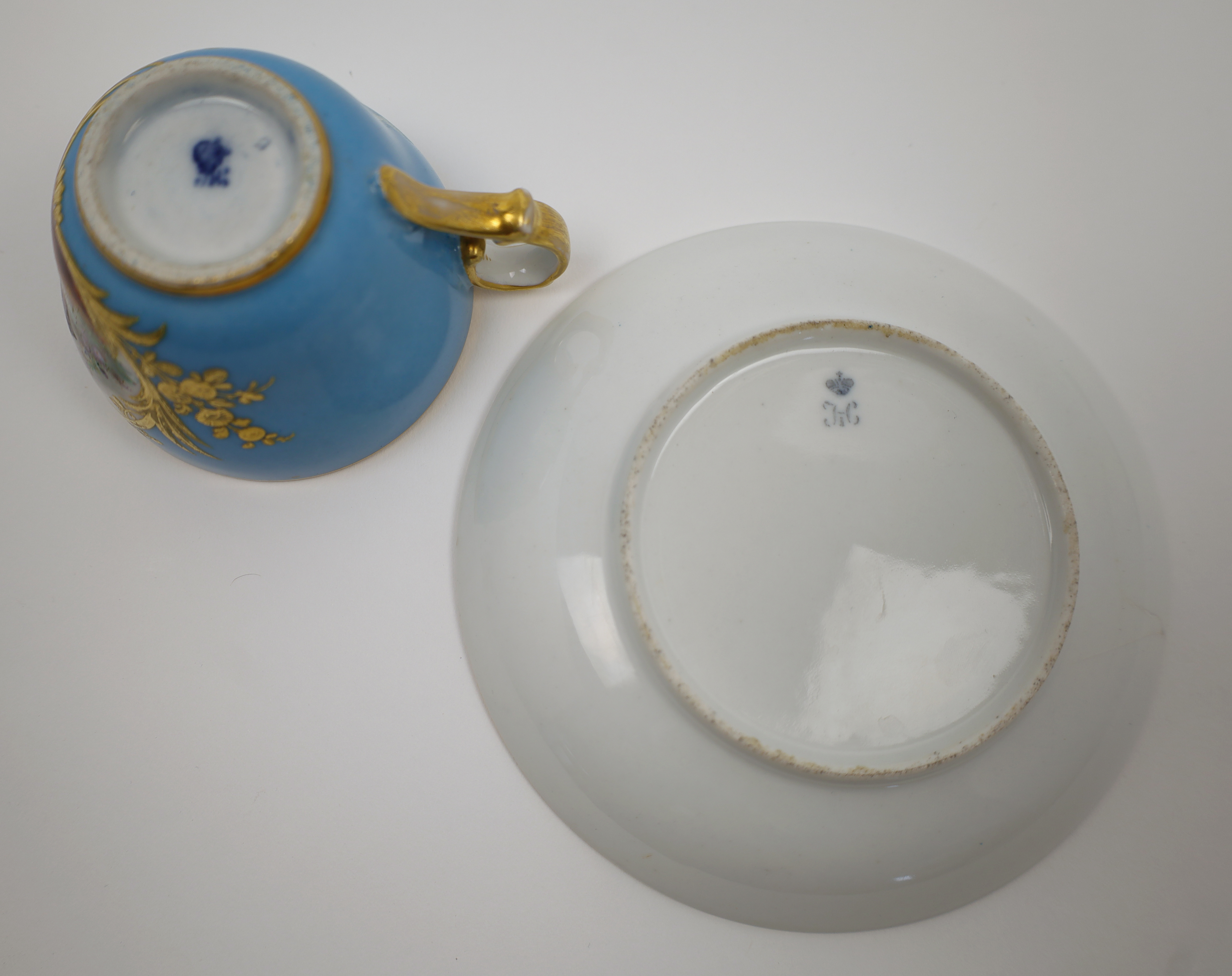 Three French porcelain teacups and saucers, 19th century, to include two in the manner of Jacob P... - Image 2 of 4