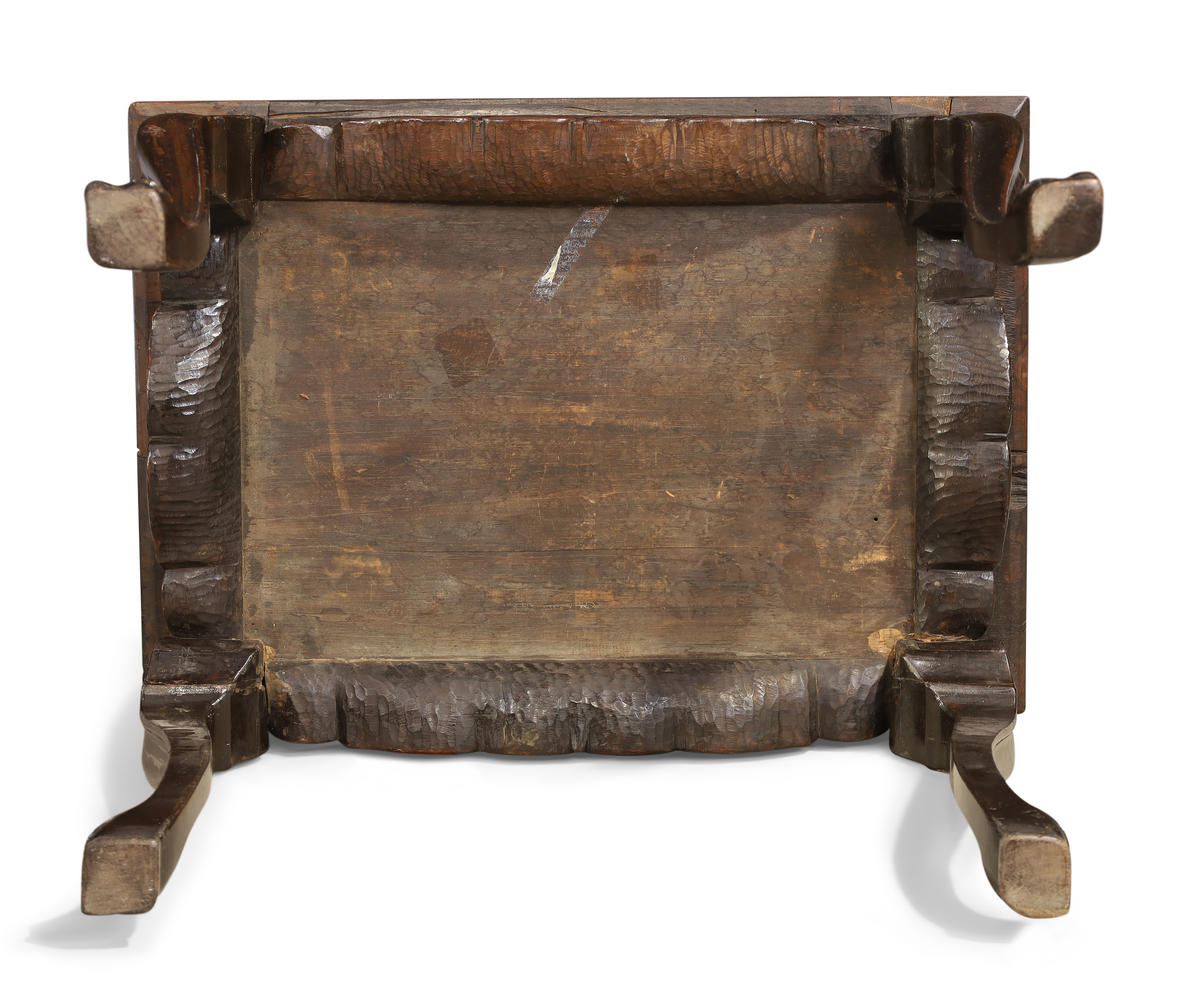 A Portuguese rosewood side table, second quarter 18th century, the rectangular top above single d... - Bild 4 aus 4