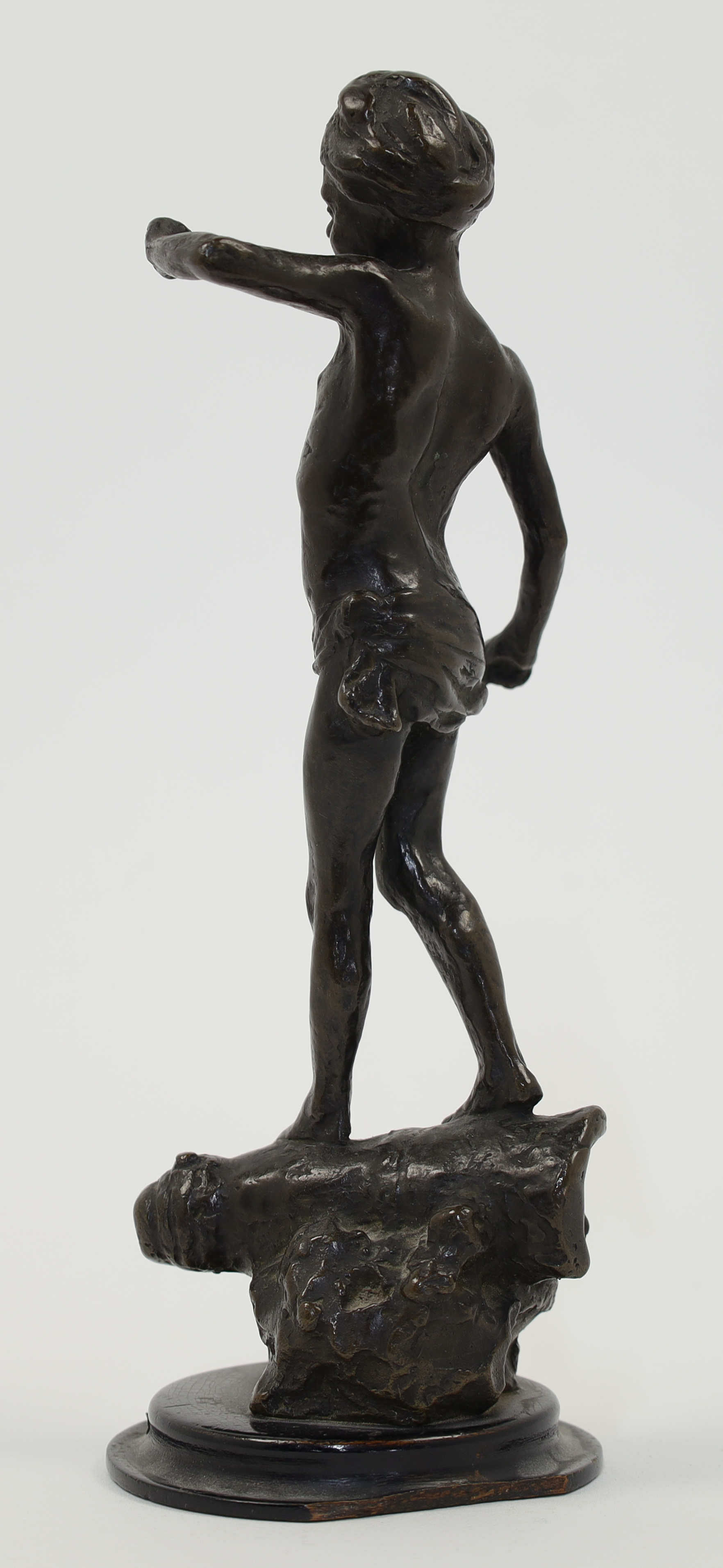 After Gabriele Parente, Italian, 1875-99, an Italian bronze sculpture of a boy on a cannon, late ... - Image 2 of 2