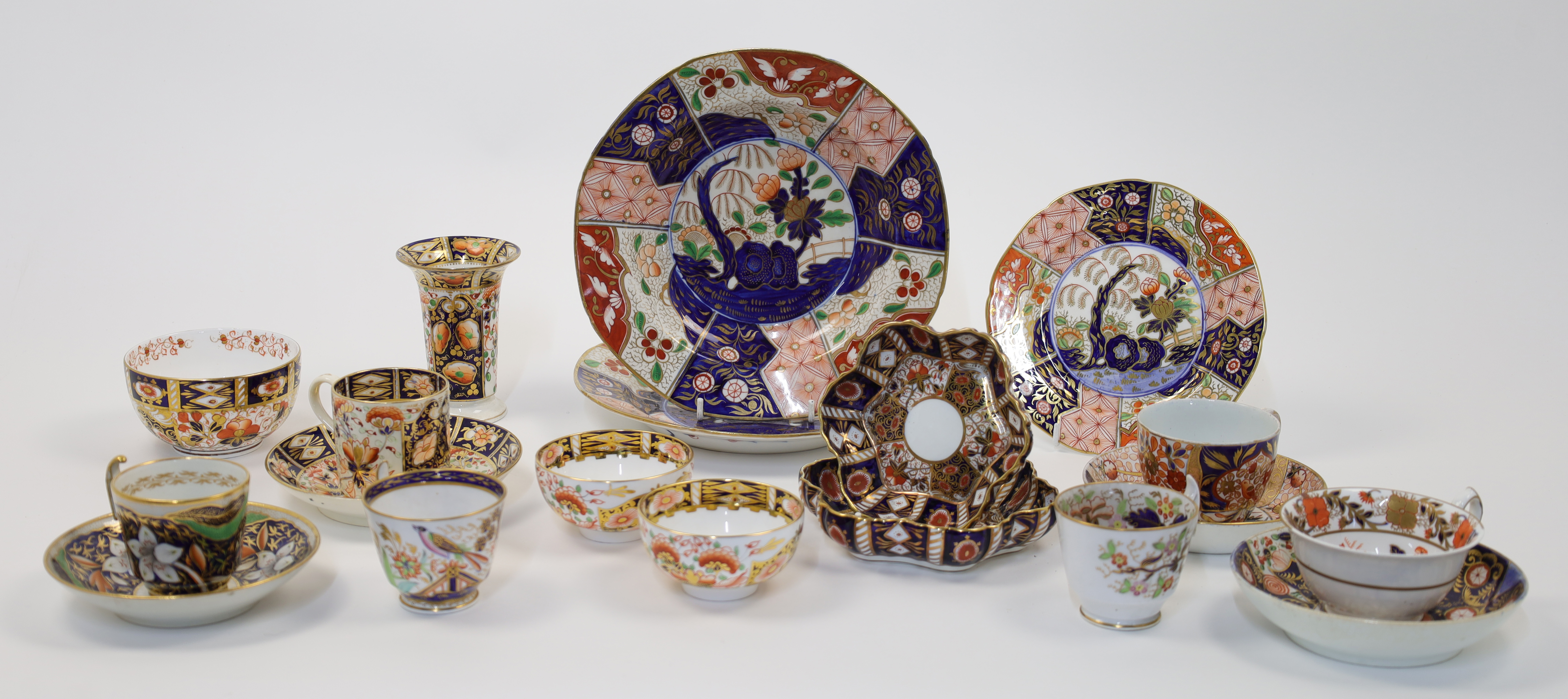 A group of British porcelain decorated in the Imari palette, 19th century, comprising: a Derby sp...