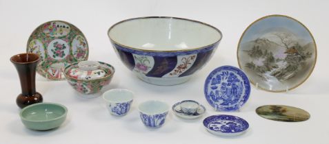 A mixed group of Chinese and Japanese porcelain, 20th century, comprising: a punch bowl with swir...