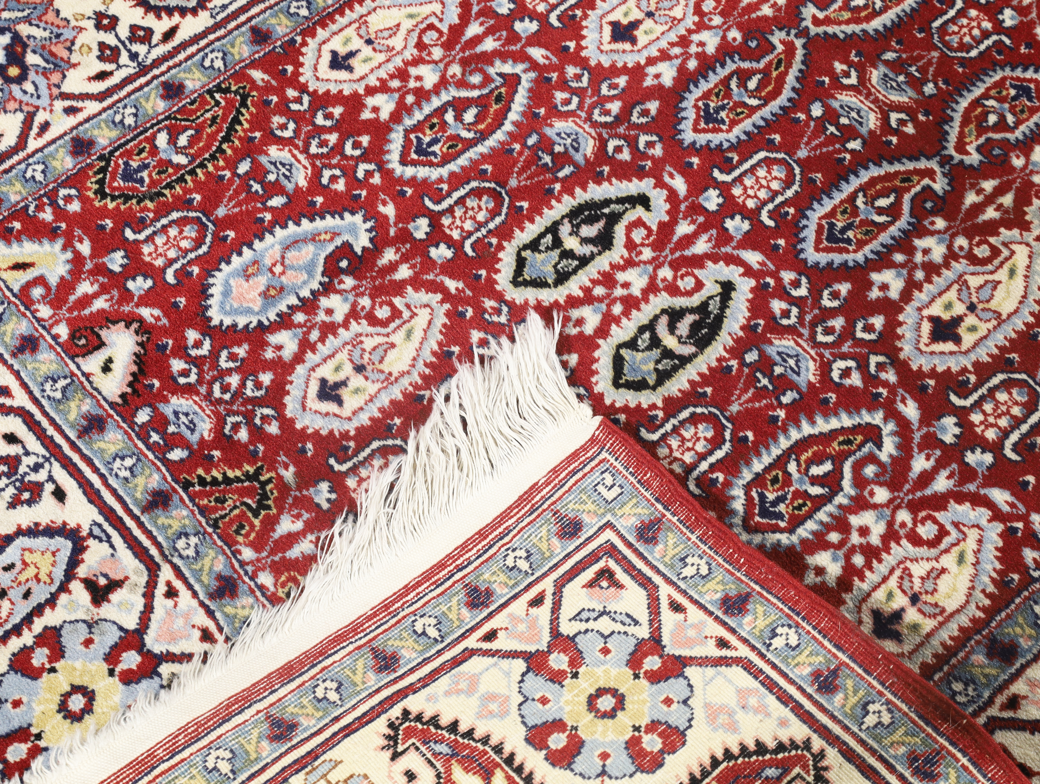 A modern Hereke design rug, 126cm x 90cm - Image 4 of 4