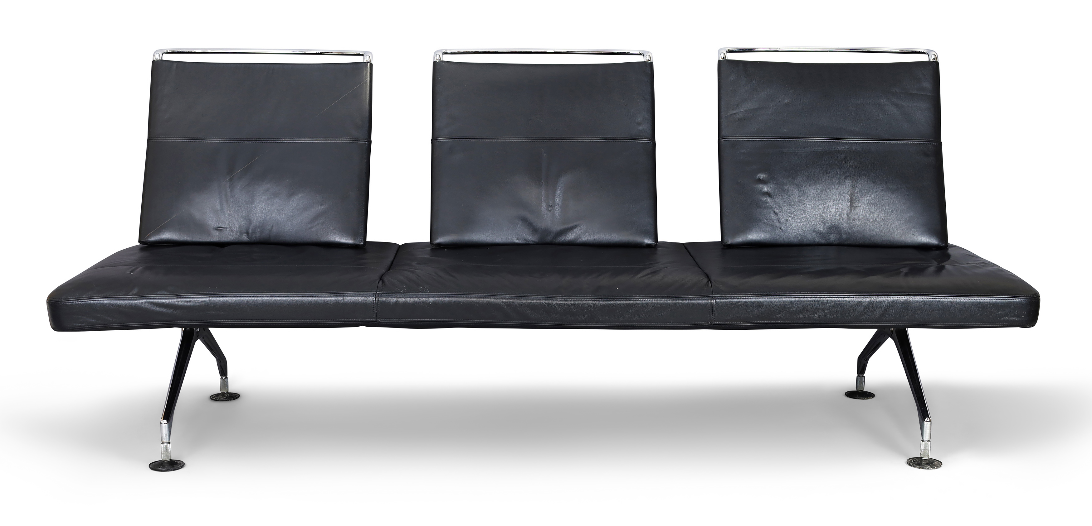 Antonio Citterio (b.1950) for Vitra, an 'Area' sofa, 2001, chrome plated aluminium, leather uphol... - Image 2 of 4