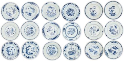 Eighteen Chinese various blue and white export dishes with floral decoration Qing dynasty, Kangx...